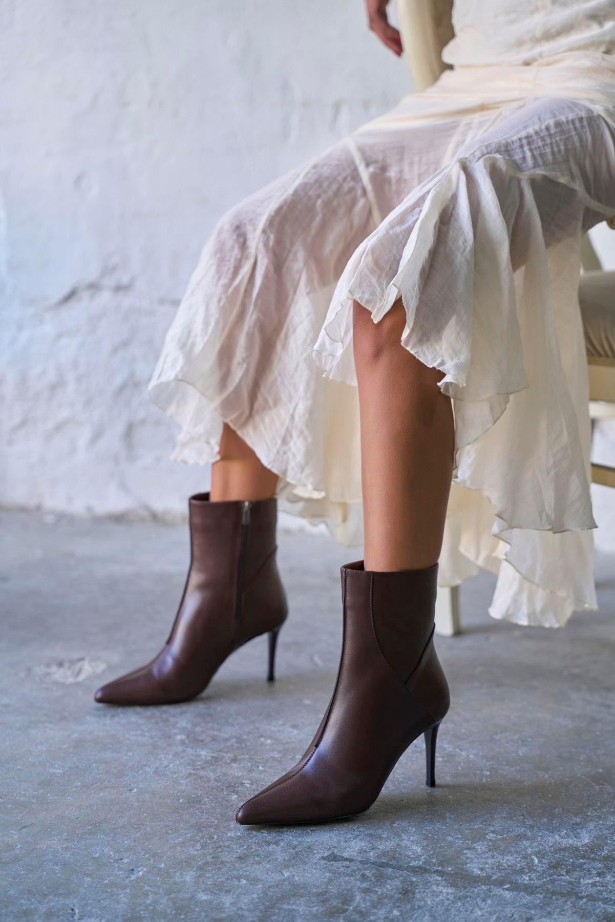 GRANT KAHVE DERİ TOPUKLU BOT