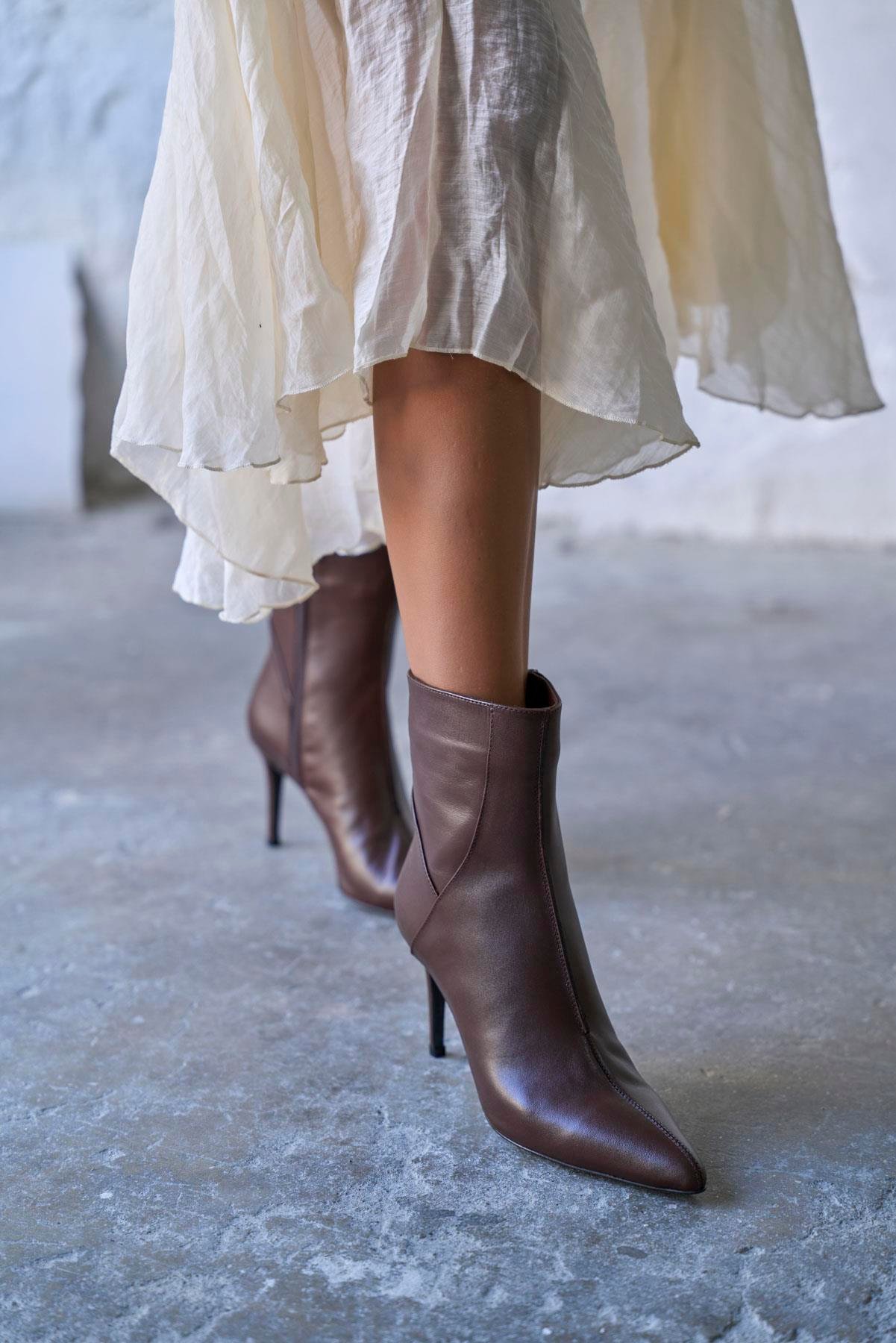 GRANT KAHVE DERİ TOPUKLU BOT