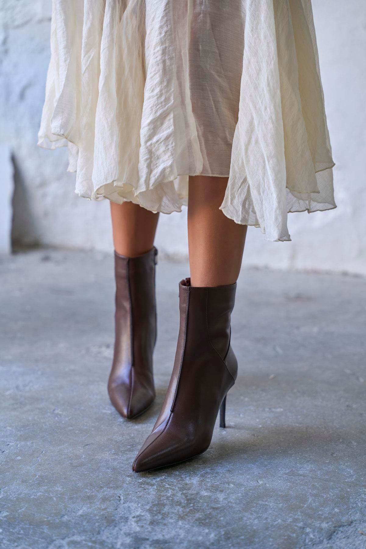 GRANT KAHVE DERİ TOPUKLU BOT