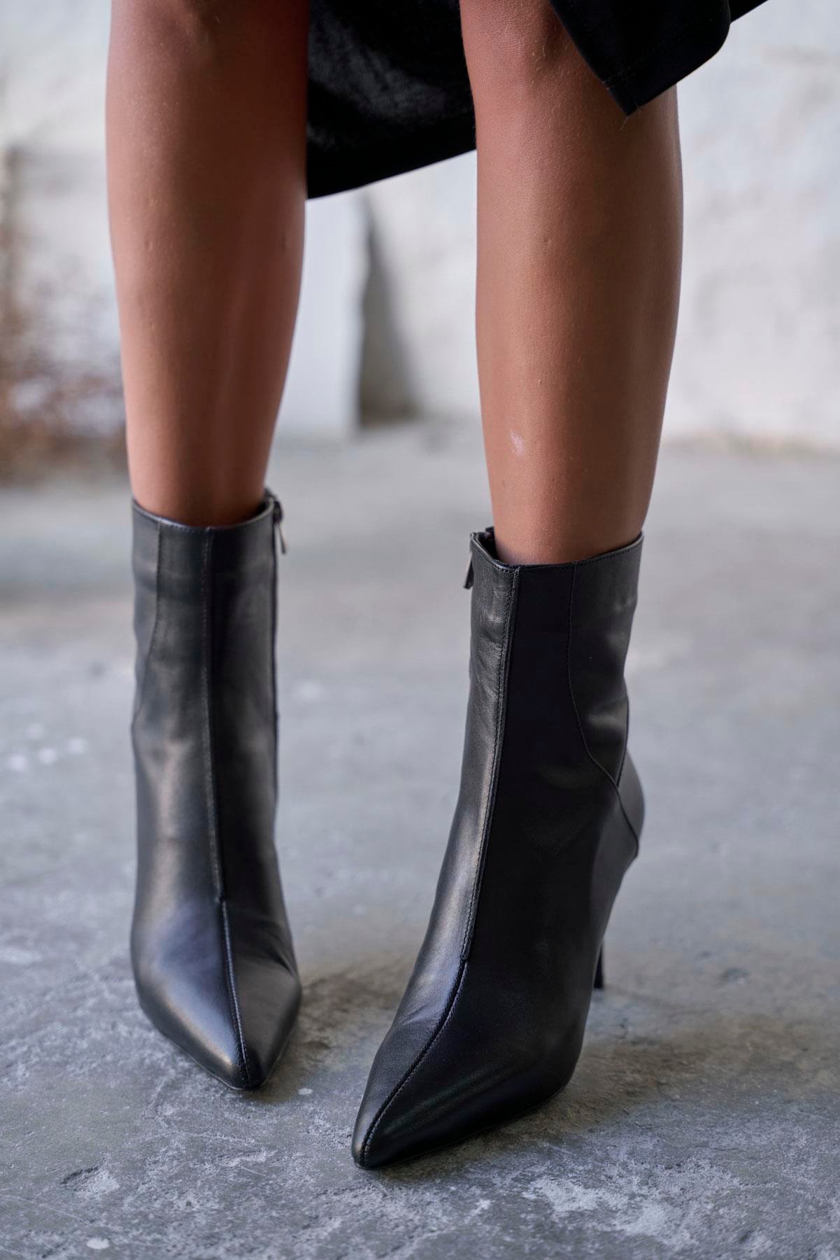 GRANT SİYAH DERİ TOPUKLU BOT