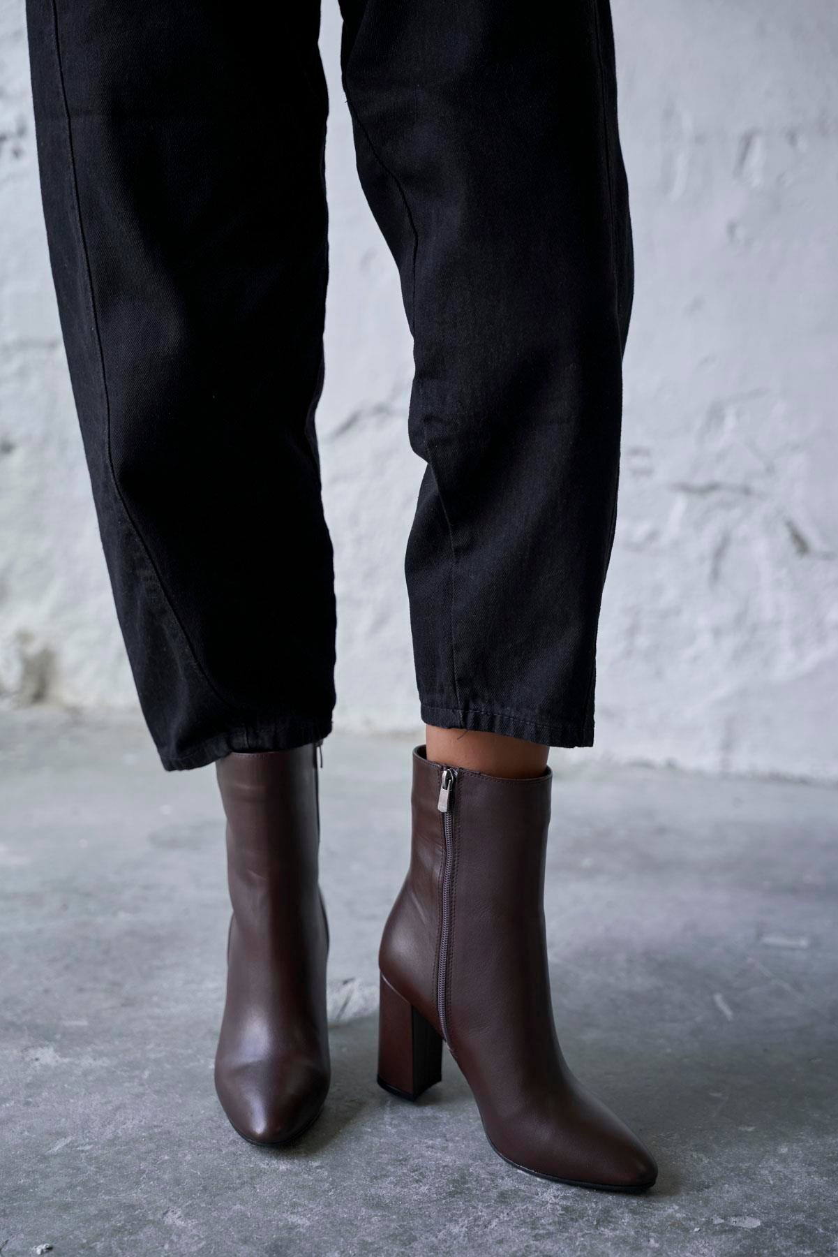 GUOR KAHVE DERİ BOT