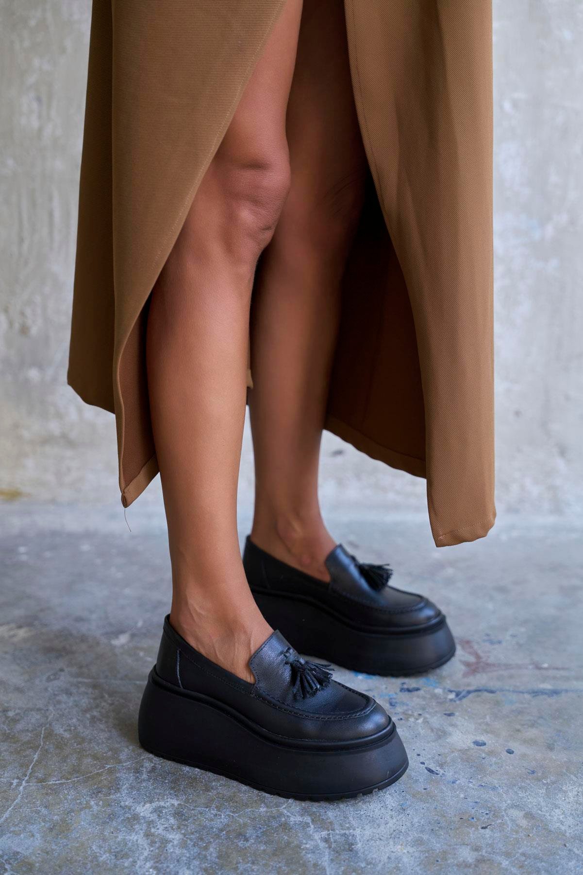 HİLBERT SİYAH DERİ MAKOSEN