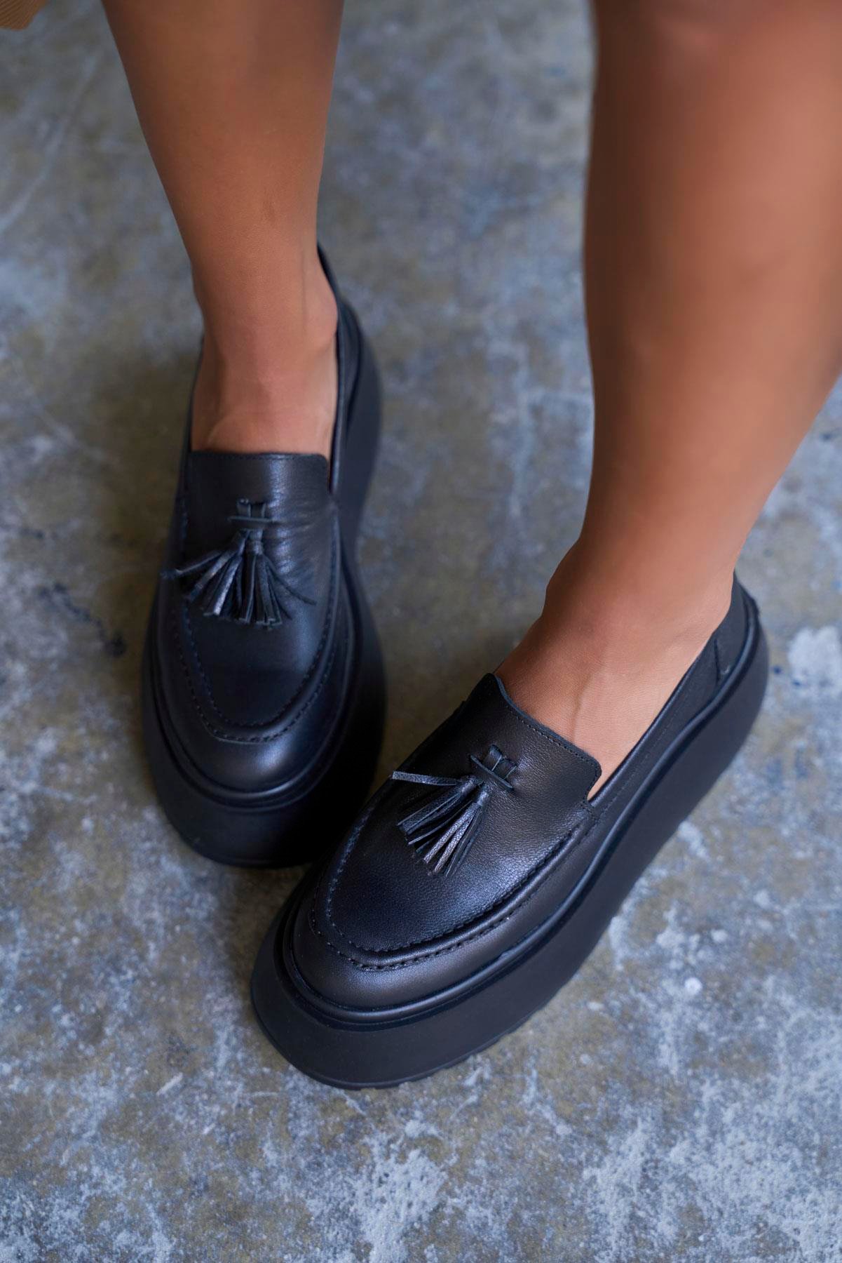 HİLBERT SİYAH DERİ MAKOSEN