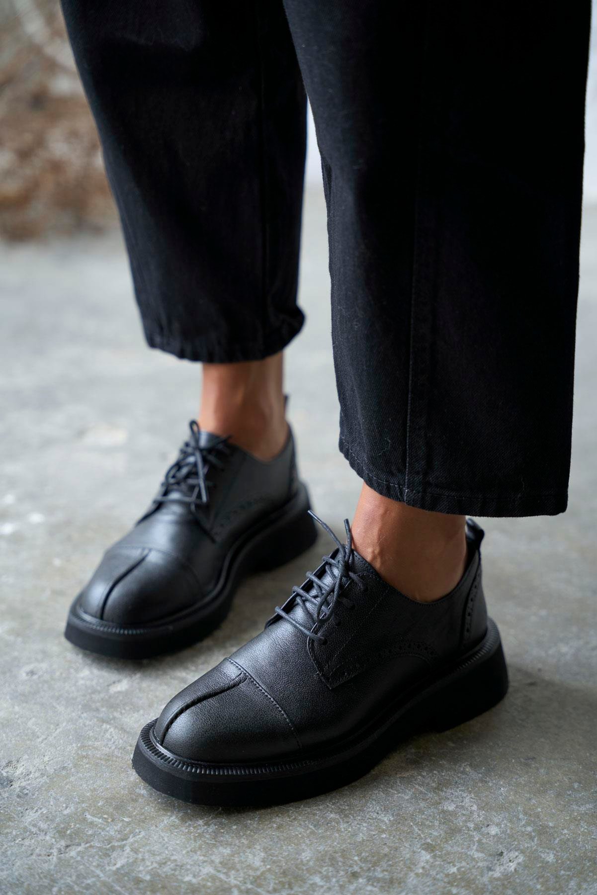 HYDO SİYAH DERİ MAKOSEN