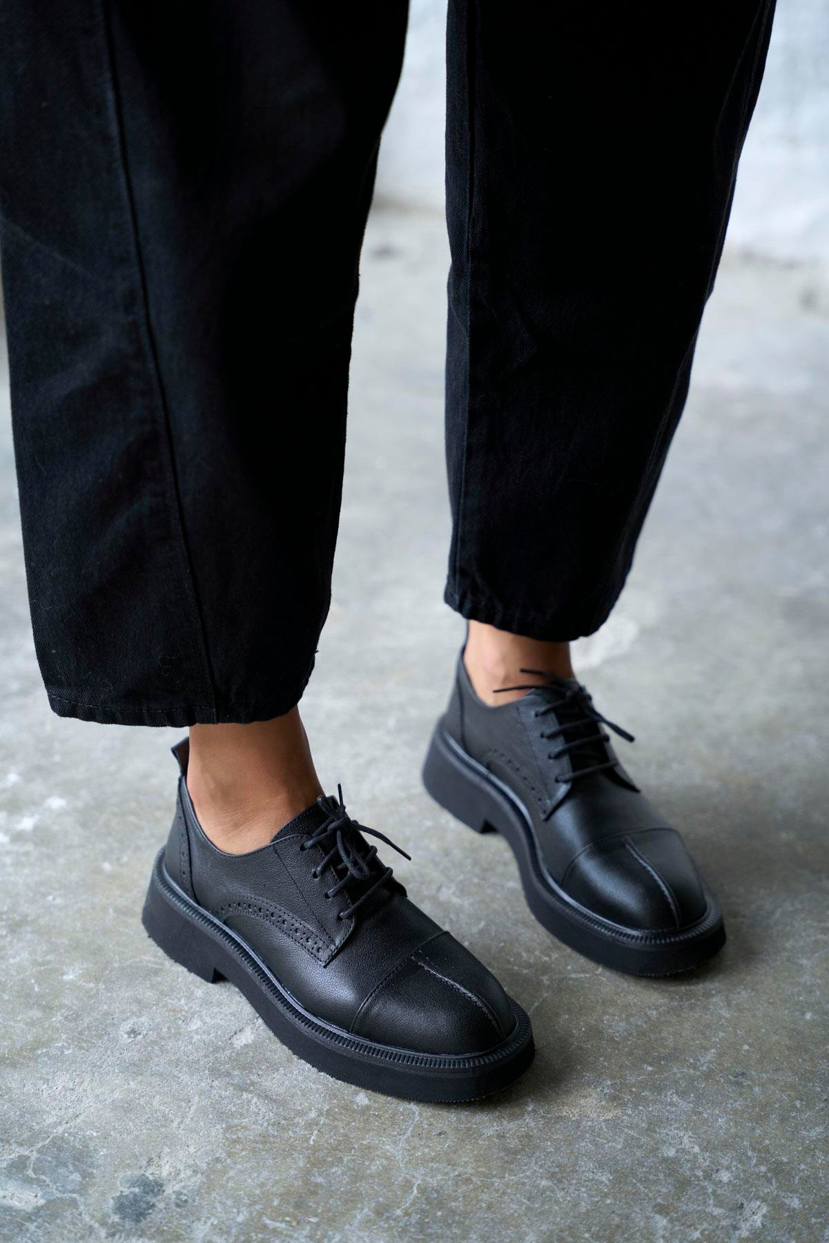 HYDO SİYAH DERİ MAKOSEN