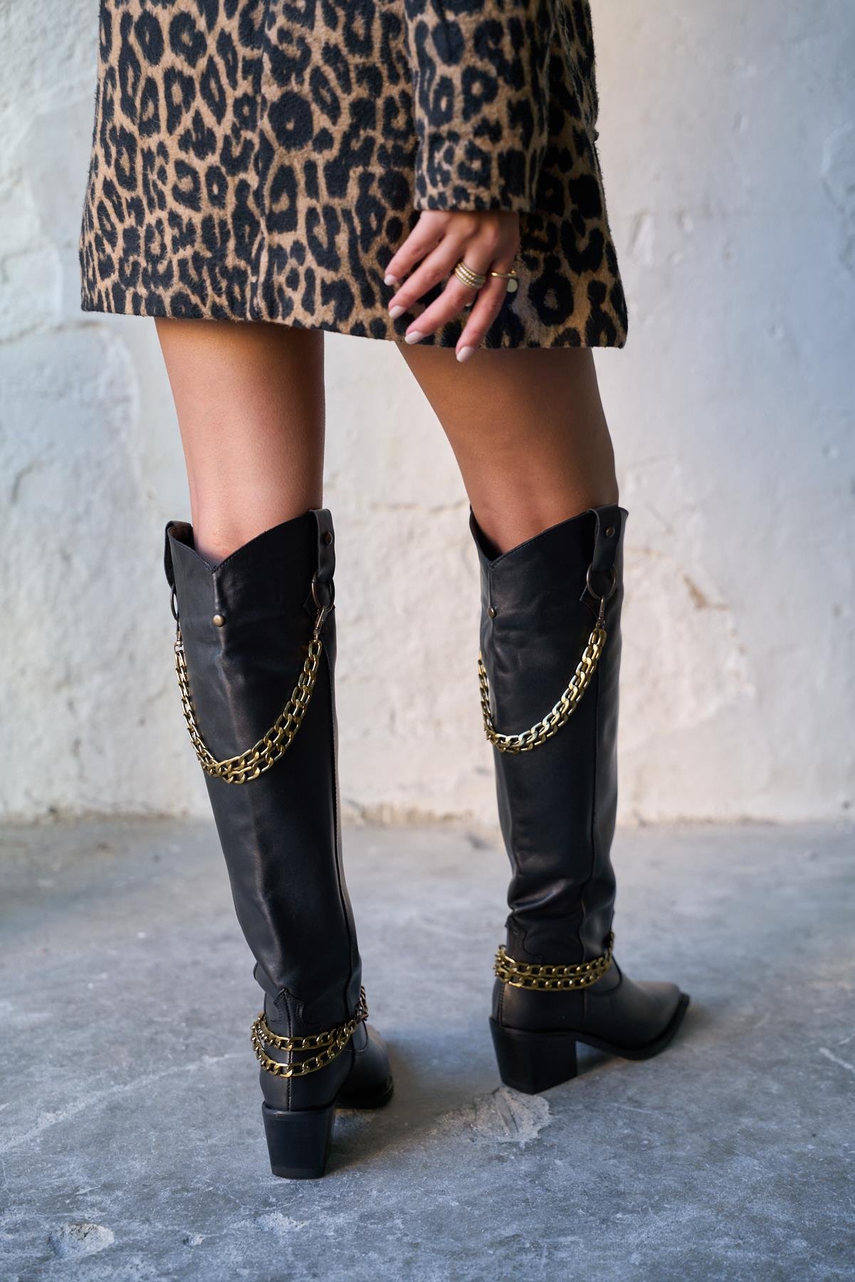 KAVELLE SİYAH DERİ KOVBOY ÇİZME