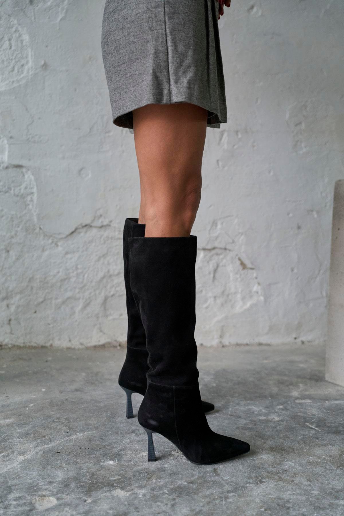 LUVET SİYAH SÜET ÇİZME