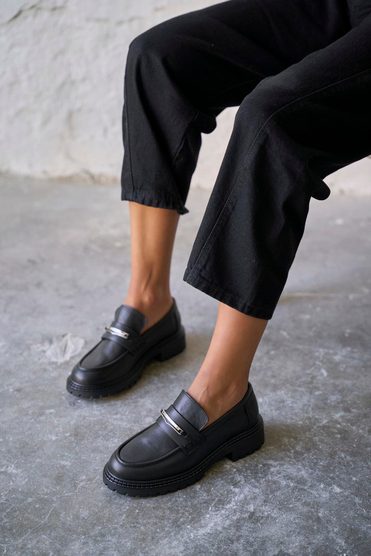 MARTON SİYAH DERİ MAKOSEN