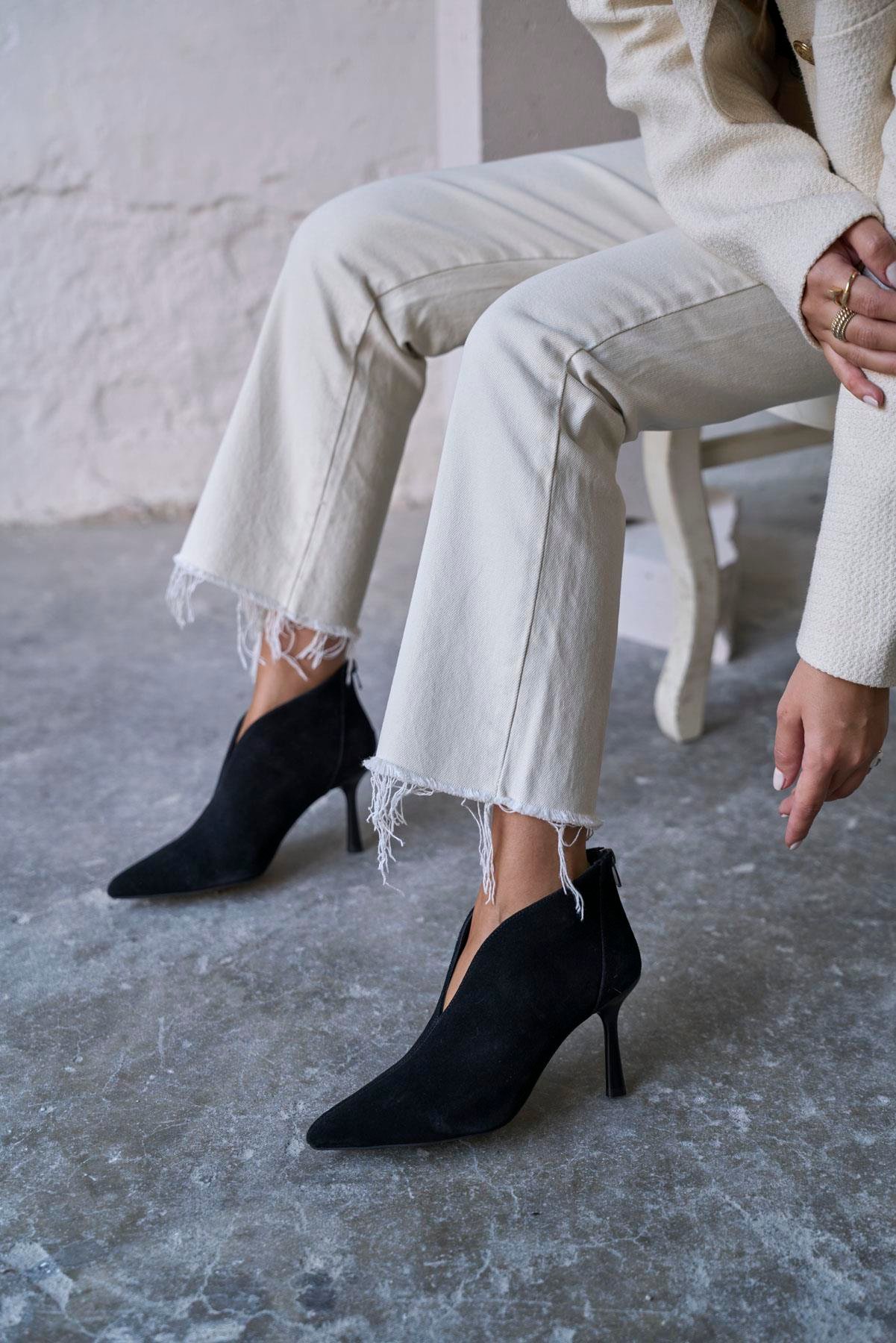 MERLY SİYAH SÜET TOPUKLU BOT