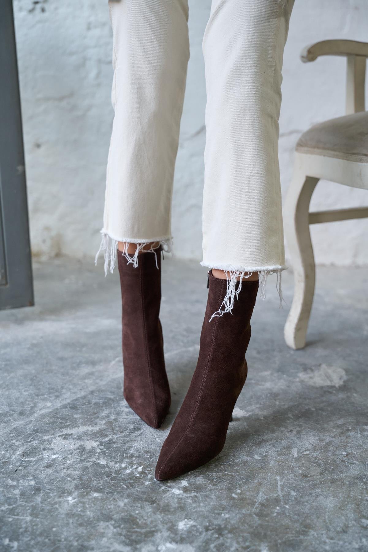 MİNEL KAHVE SÜET TOPUKLU BOT