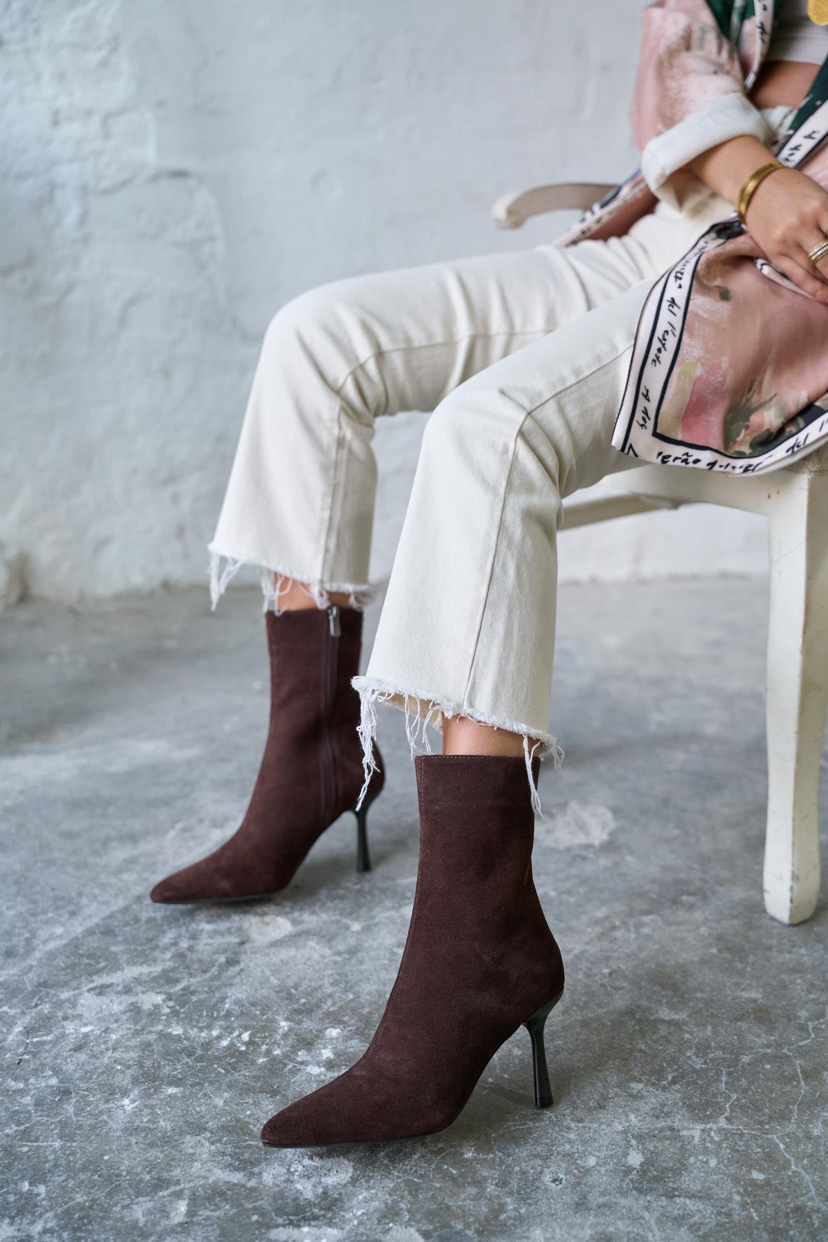 MİNEL KAHVE SÜET TOPUKLU BOT