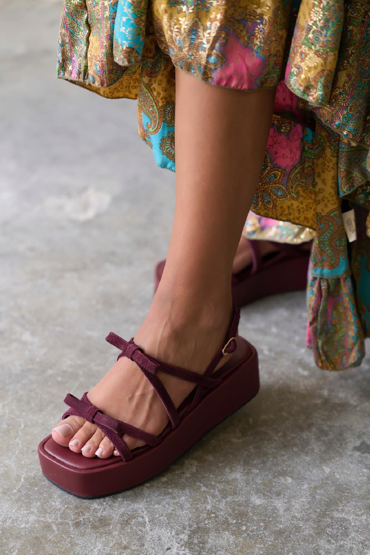 OLİSE BORDO SÜET SANDALET