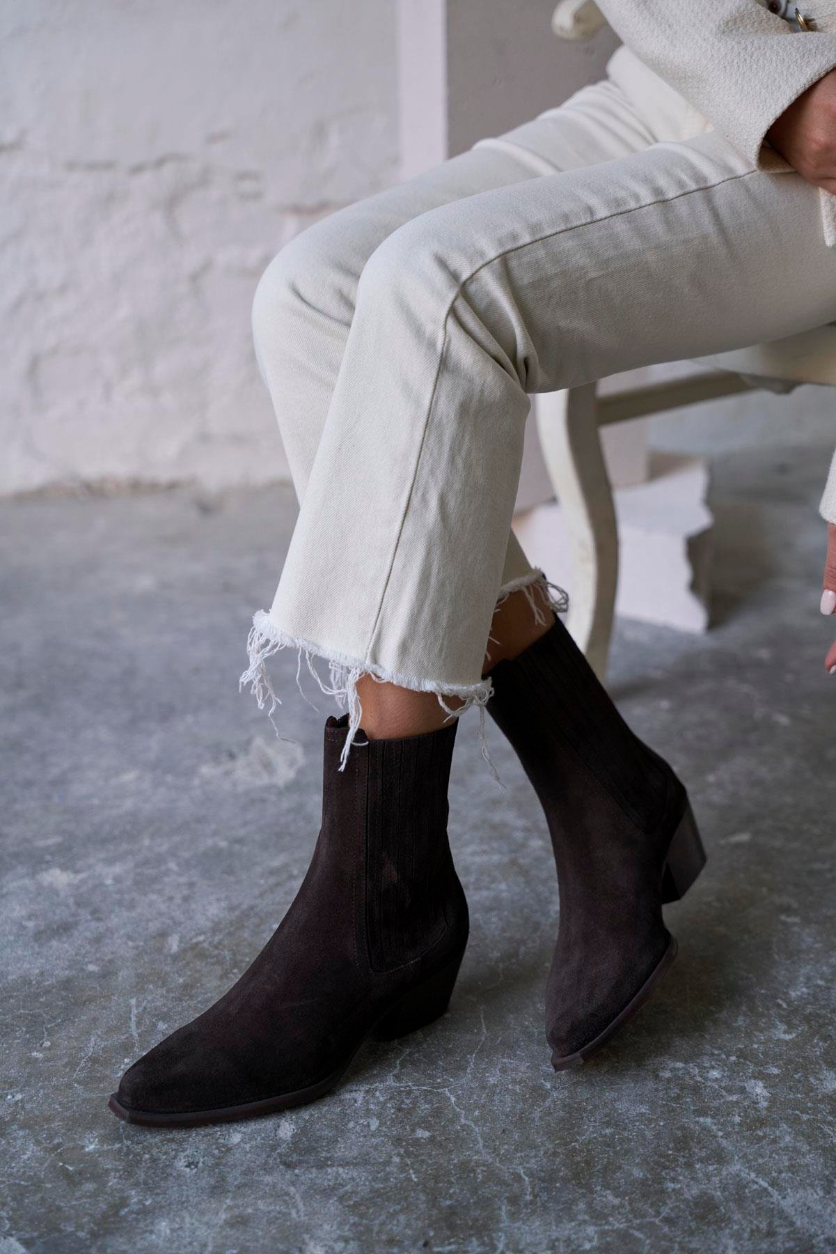 PAVLY KAHVE SÜET KOVBOY BOT