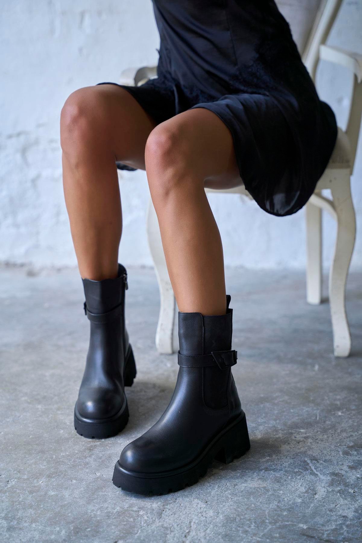 PİA SİYAH DERİ BOT 