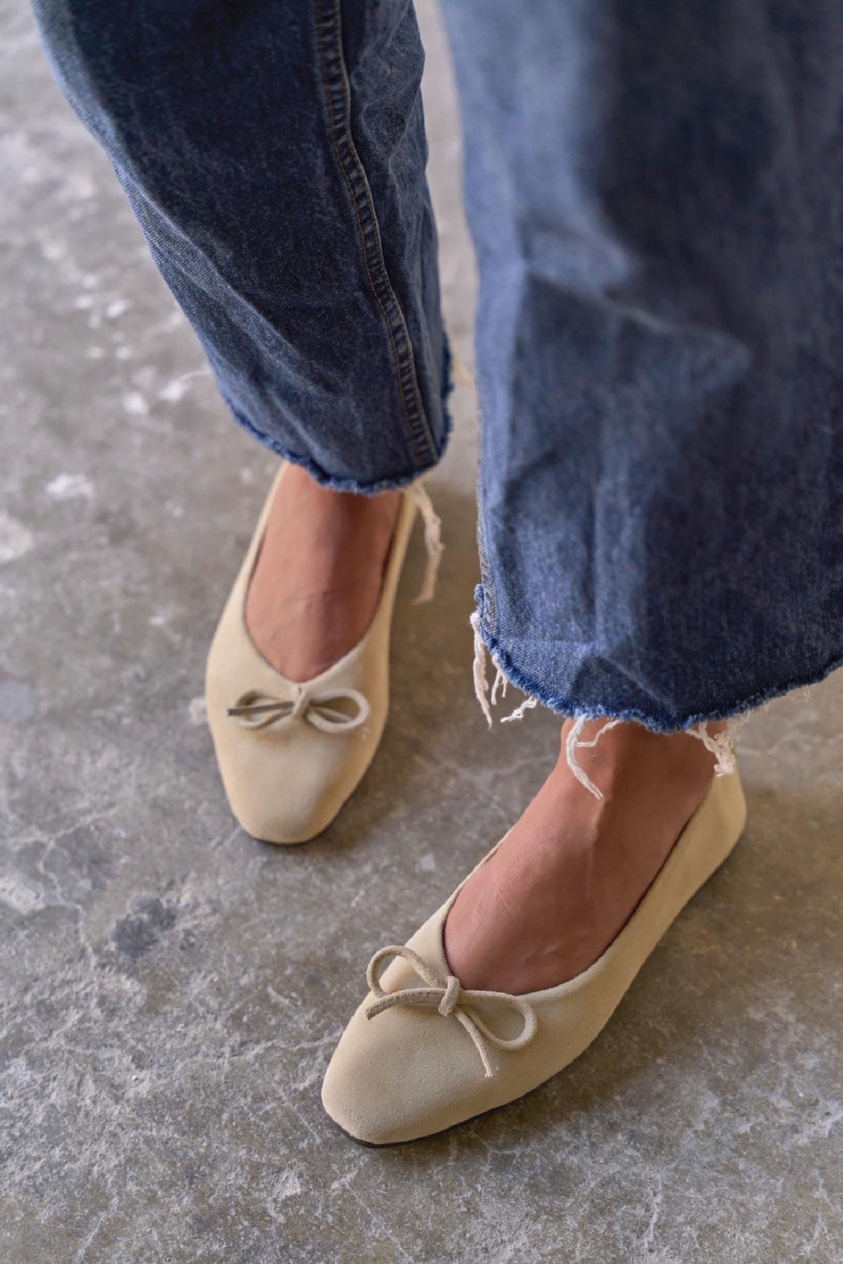 PİGGY BEJ SÜET BABET