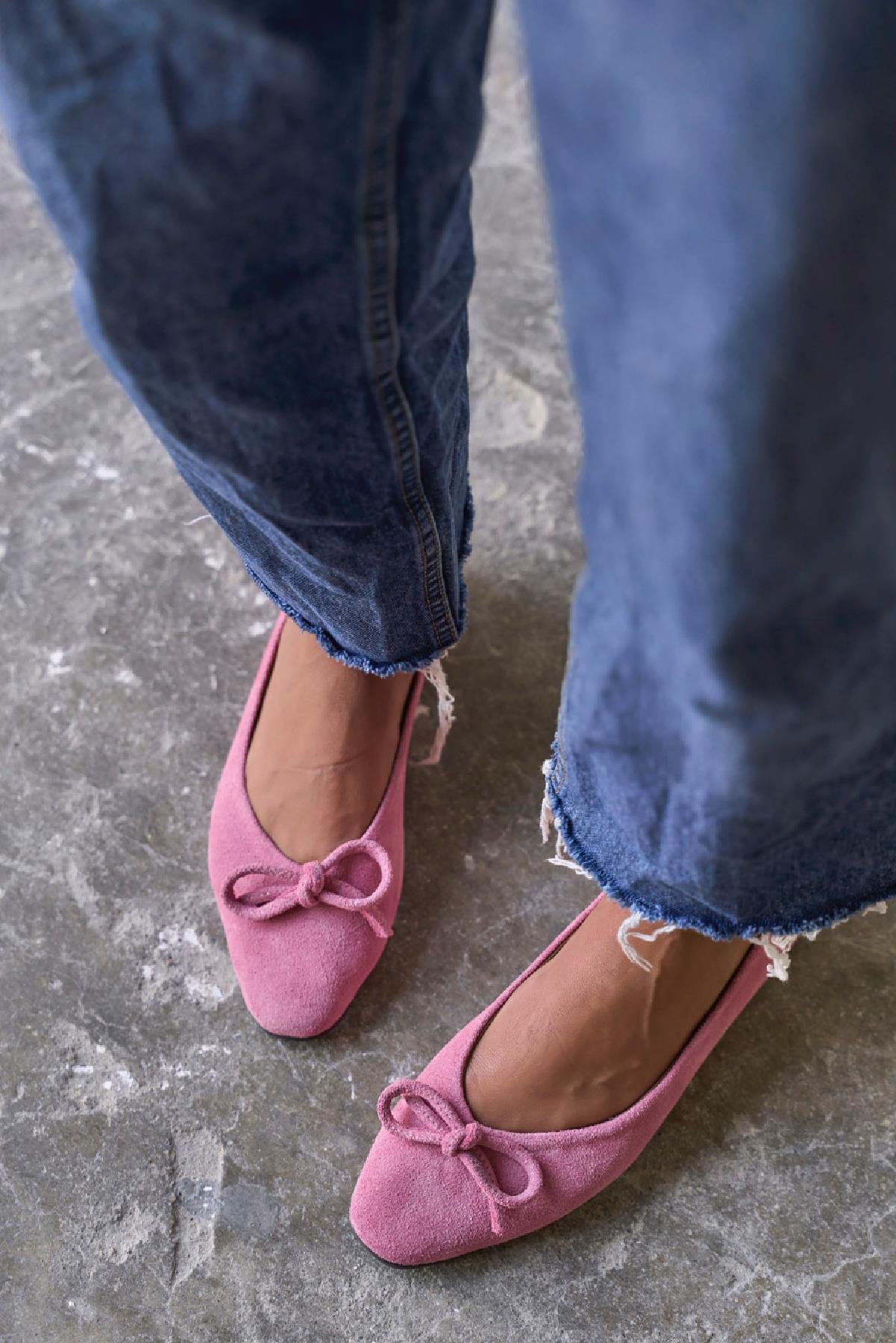 PİGGY PEMBE SÜET BABET