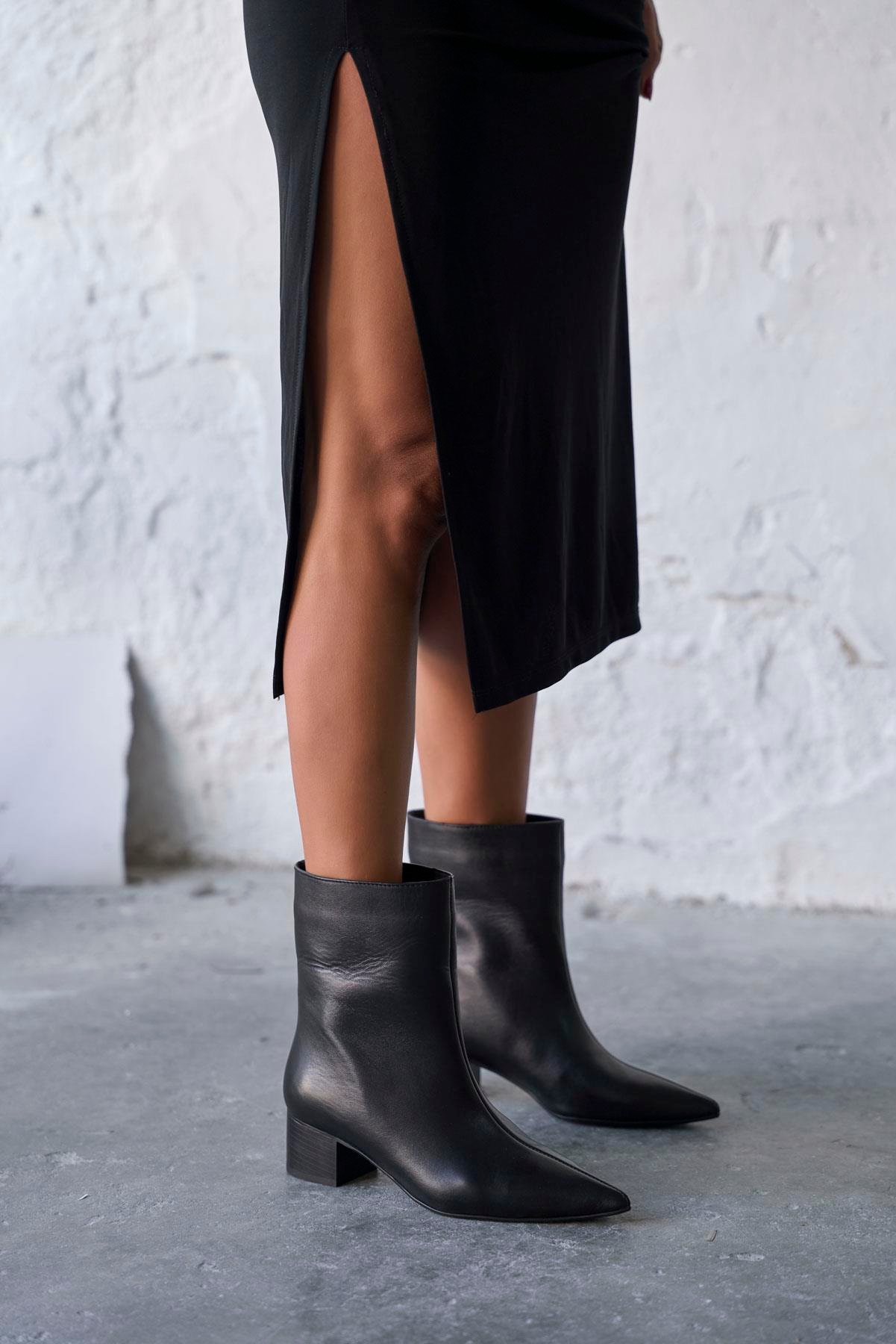 PİNOLS SİYAH DERİ KOVBOY BOT