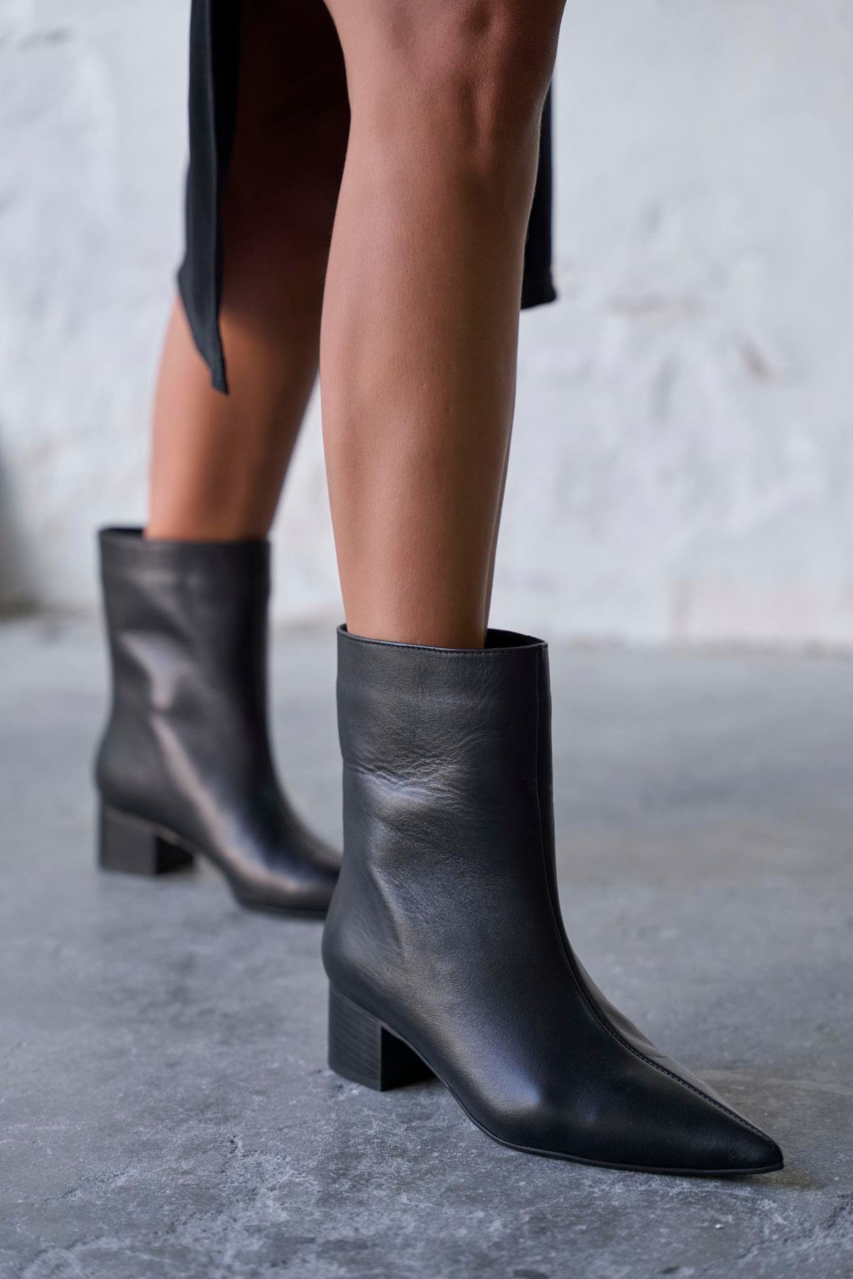 PİNOLS SİYAH DERİ KOVBOY BOT