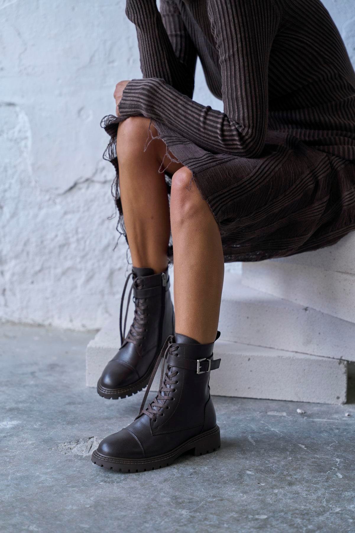 PLONES KAHVE DERİ BOT