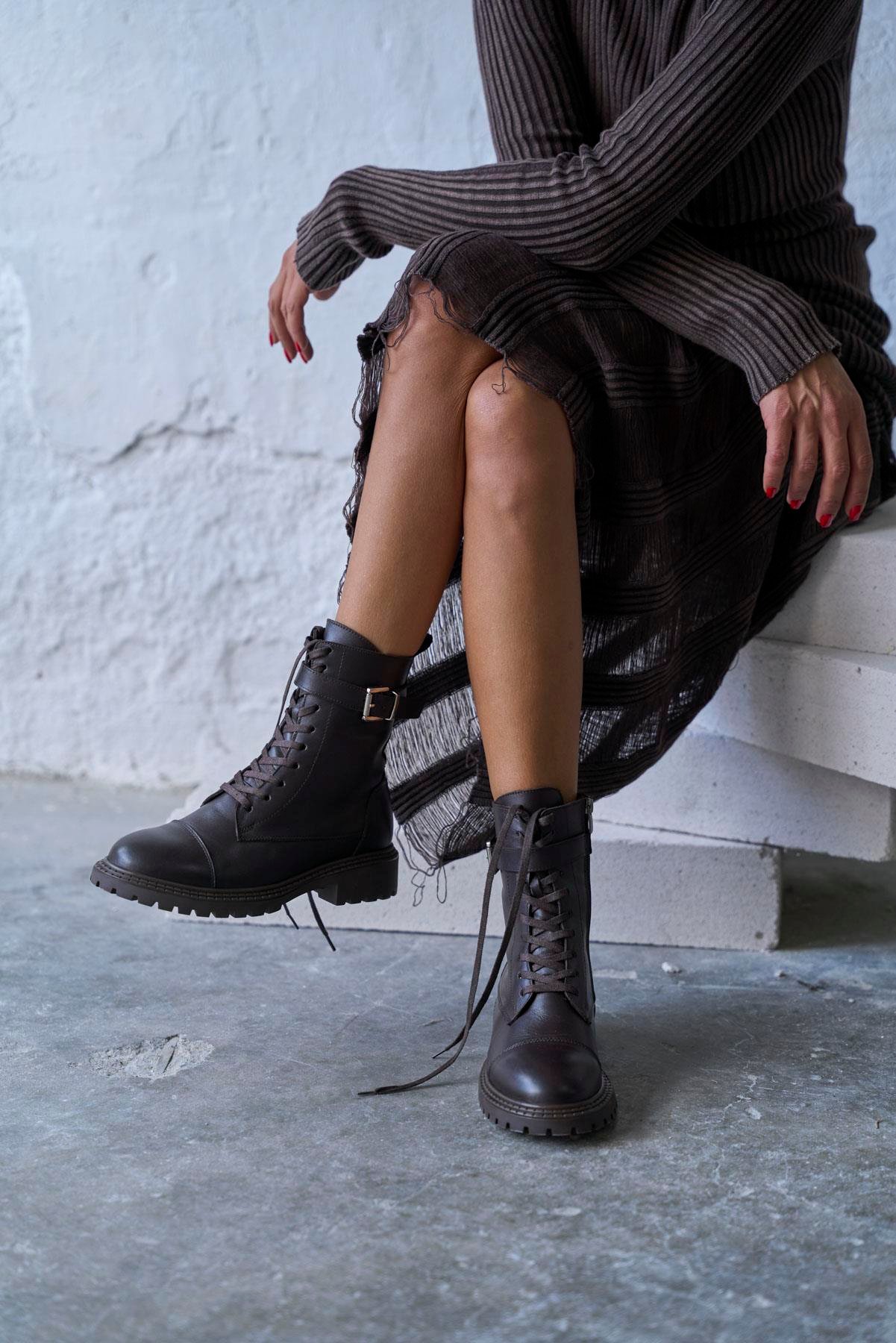 PLONES KAHVE DERİ BOT