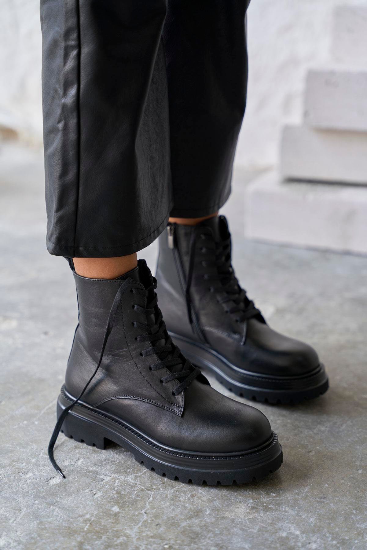 POİPET SİYAH DERİ BOT