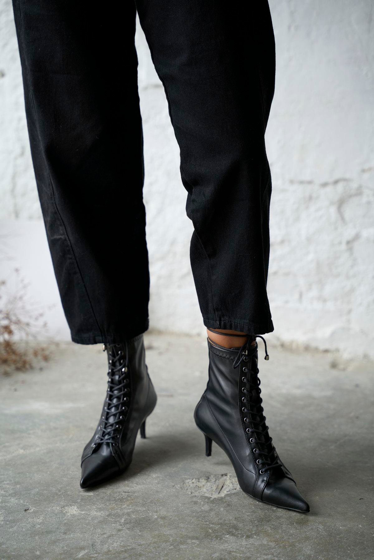 PRADES SİYAH STREÇ TOPUKLU BOT