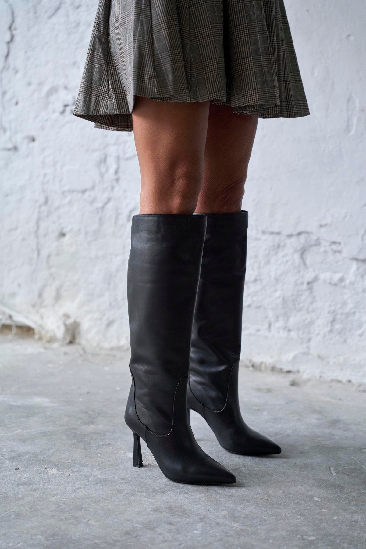 RAKOV SİYAH DERİ ÇİZME 