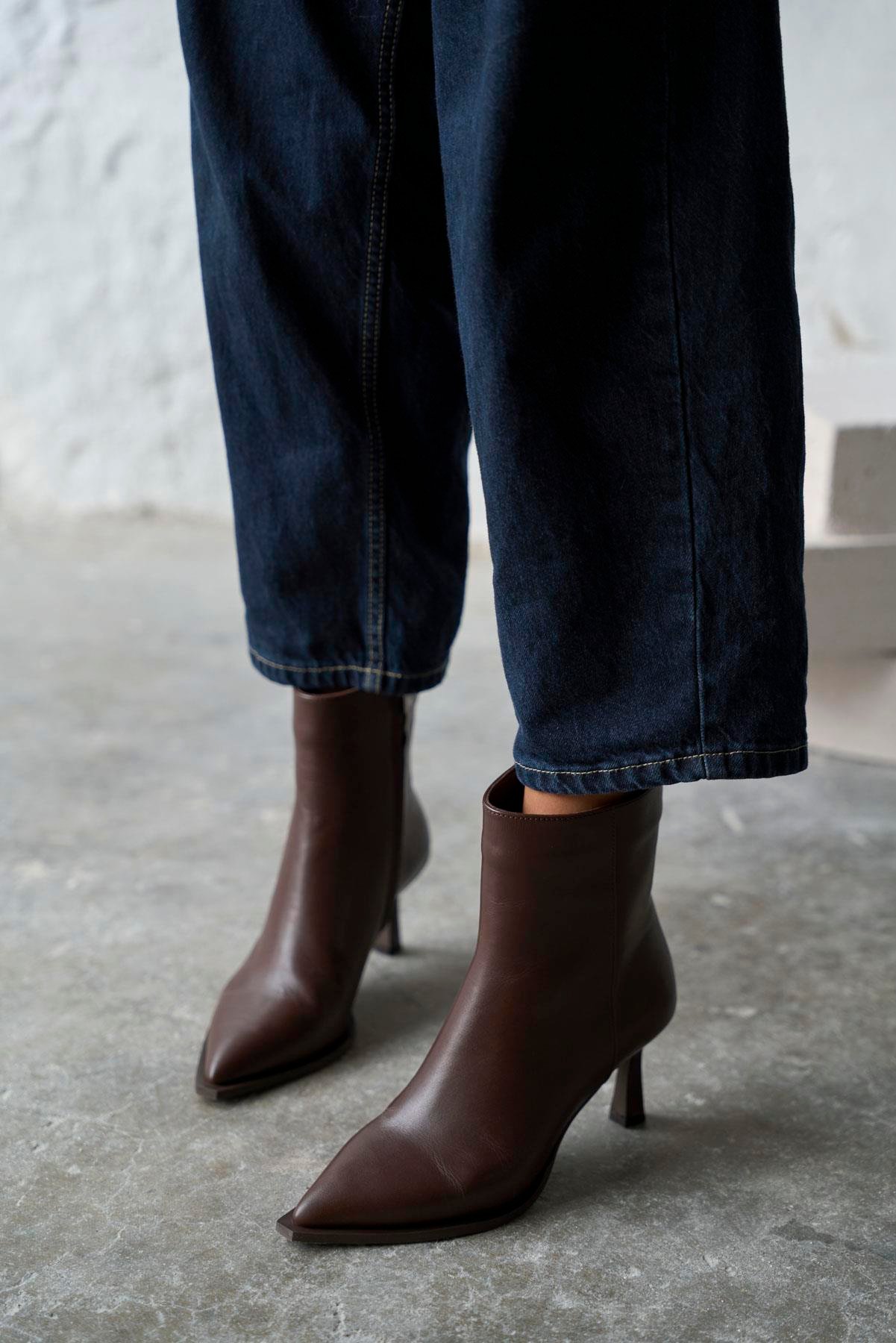 RİVERA KAHVE DERİ TOPUKLU BOT