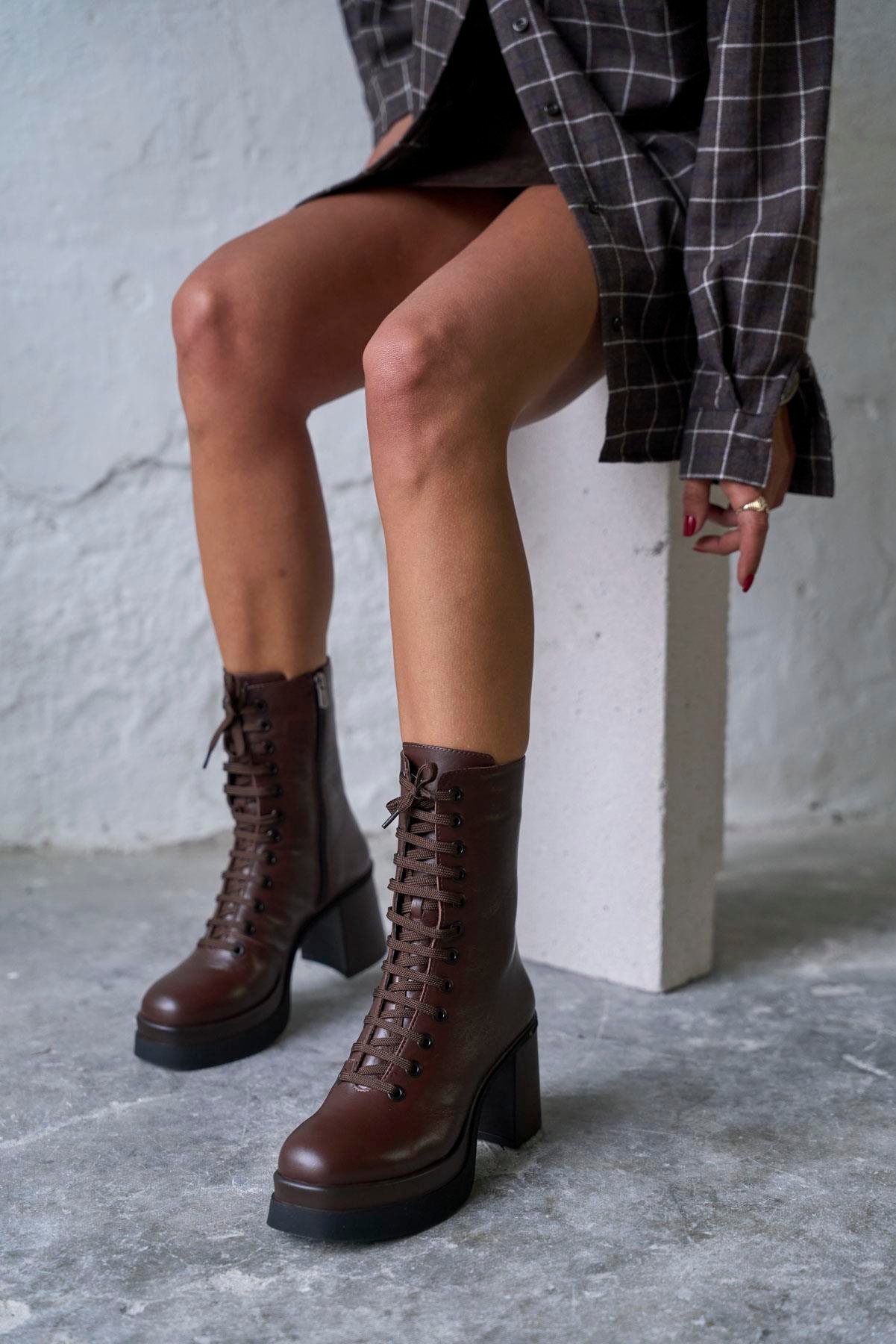 ROWE KAHVE DERİ TOPUKLU BOT