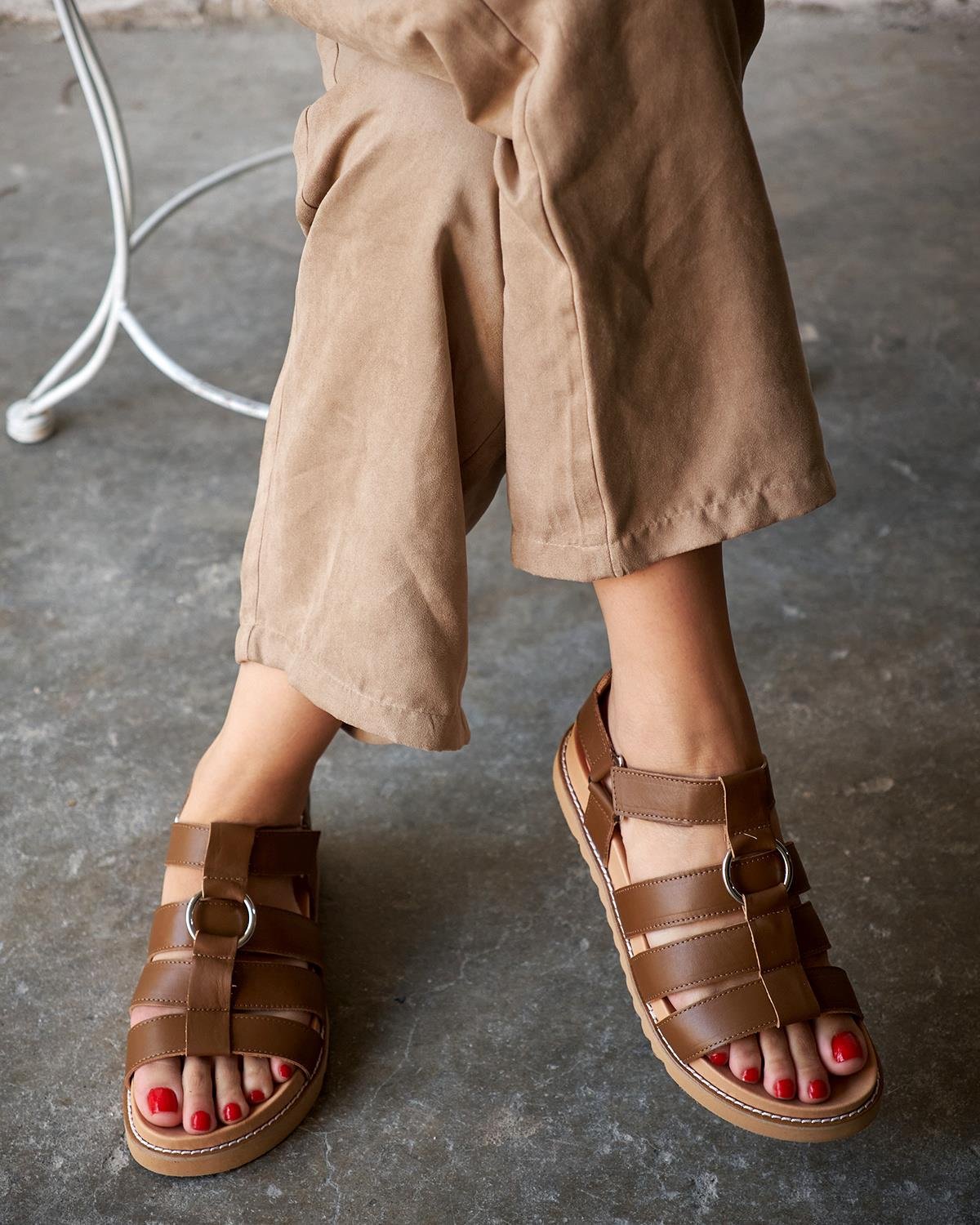 ROYS KAHVE DERİ SANDALET