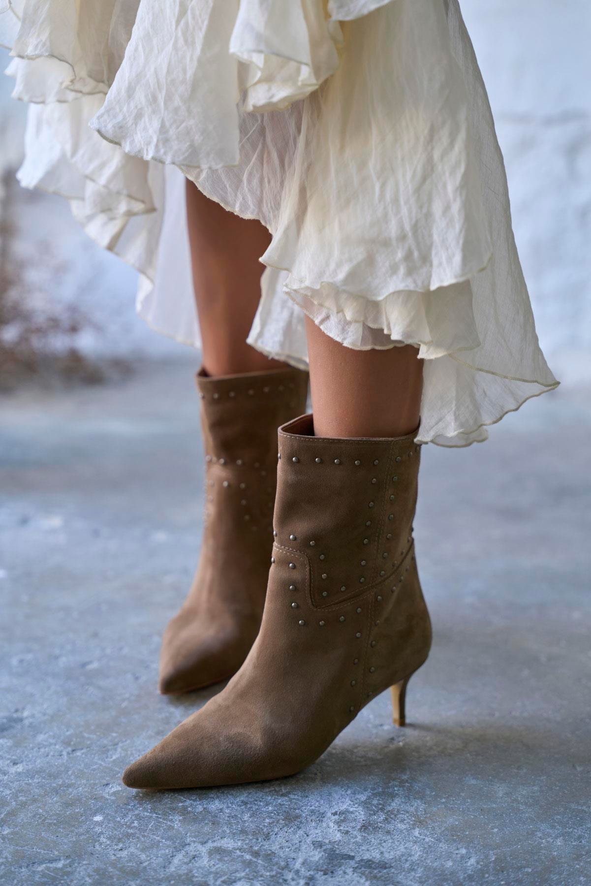 SALVE KUM SÜET TOPUKLU BOT