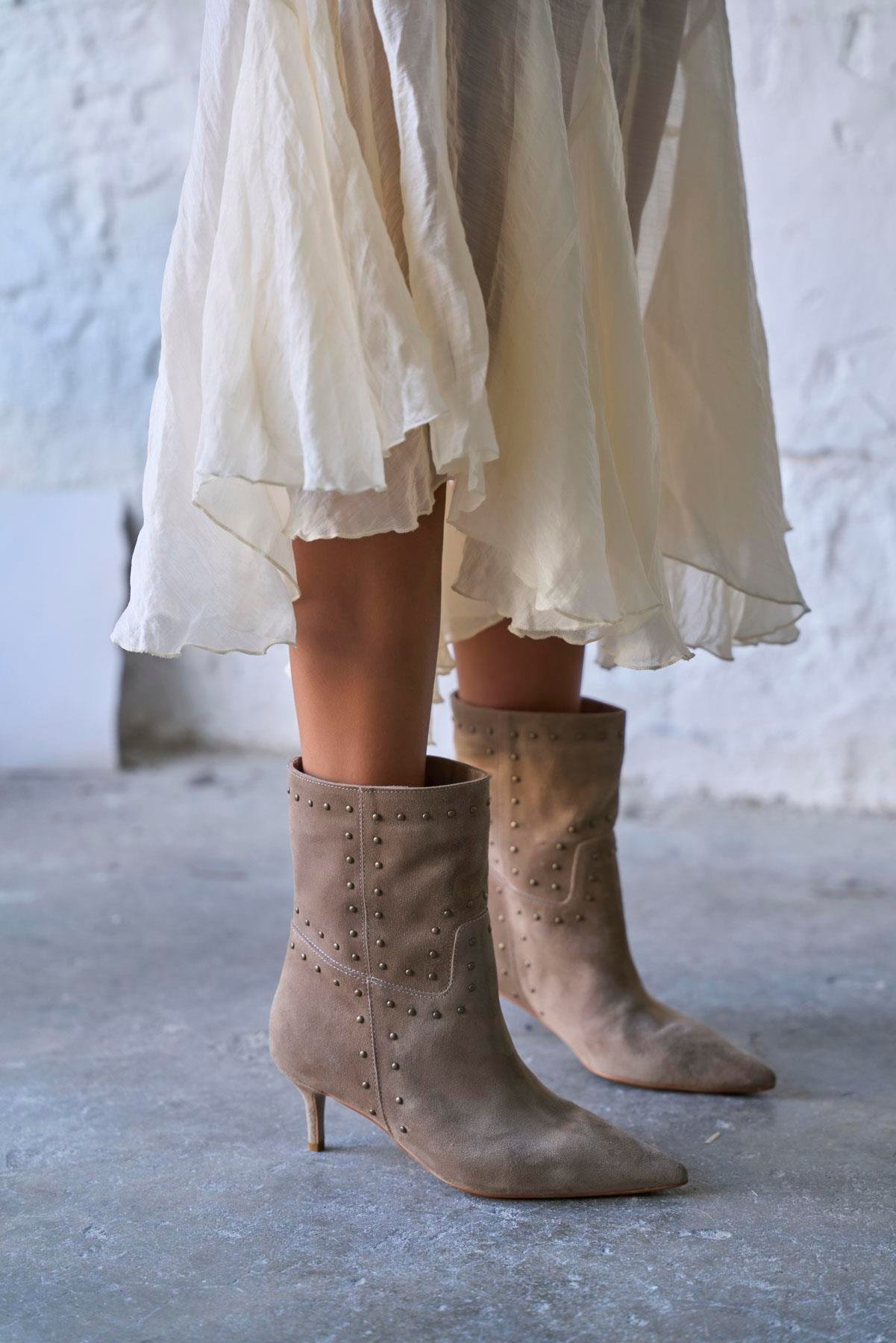 SALVE VİZON SÜET TOPUKLU BOT