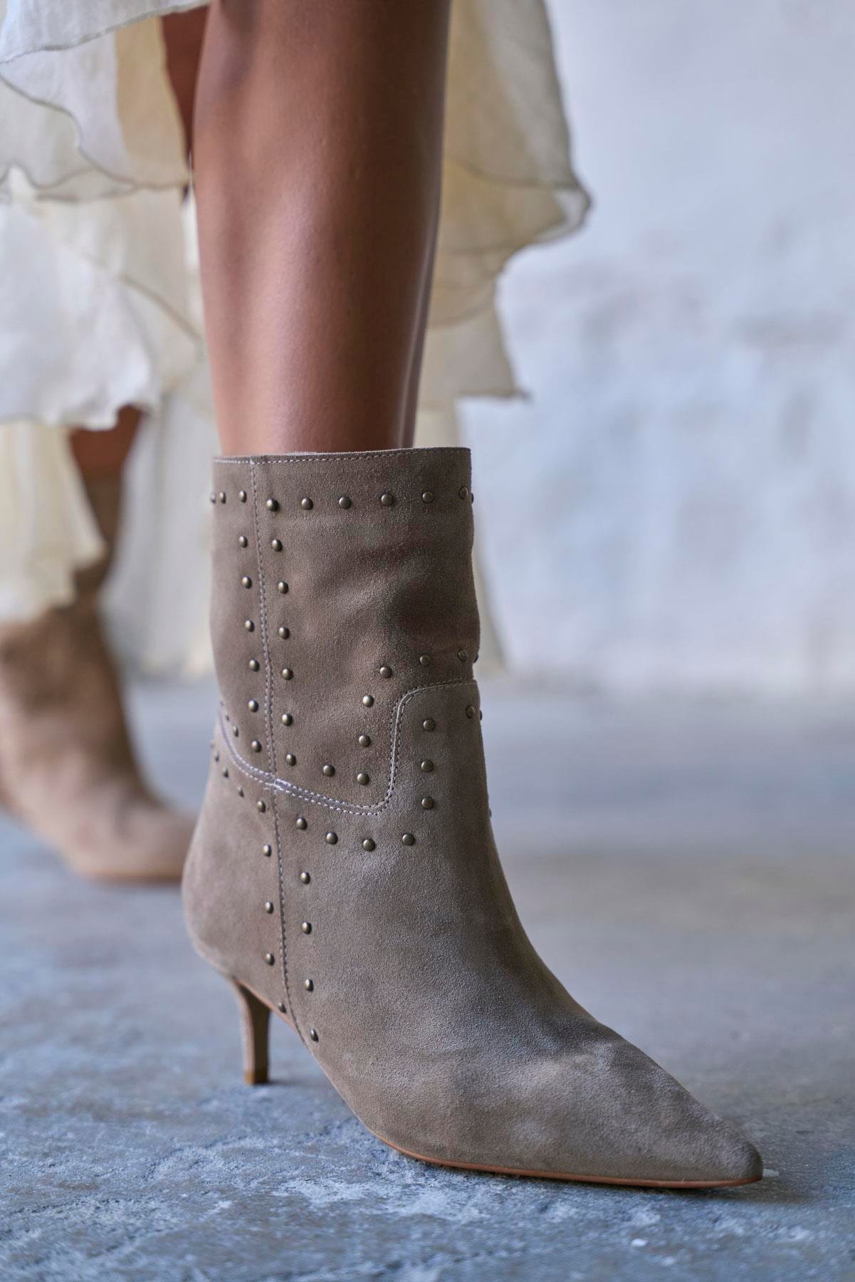 SALVE VİZON SÜET TOPUKLU BOT