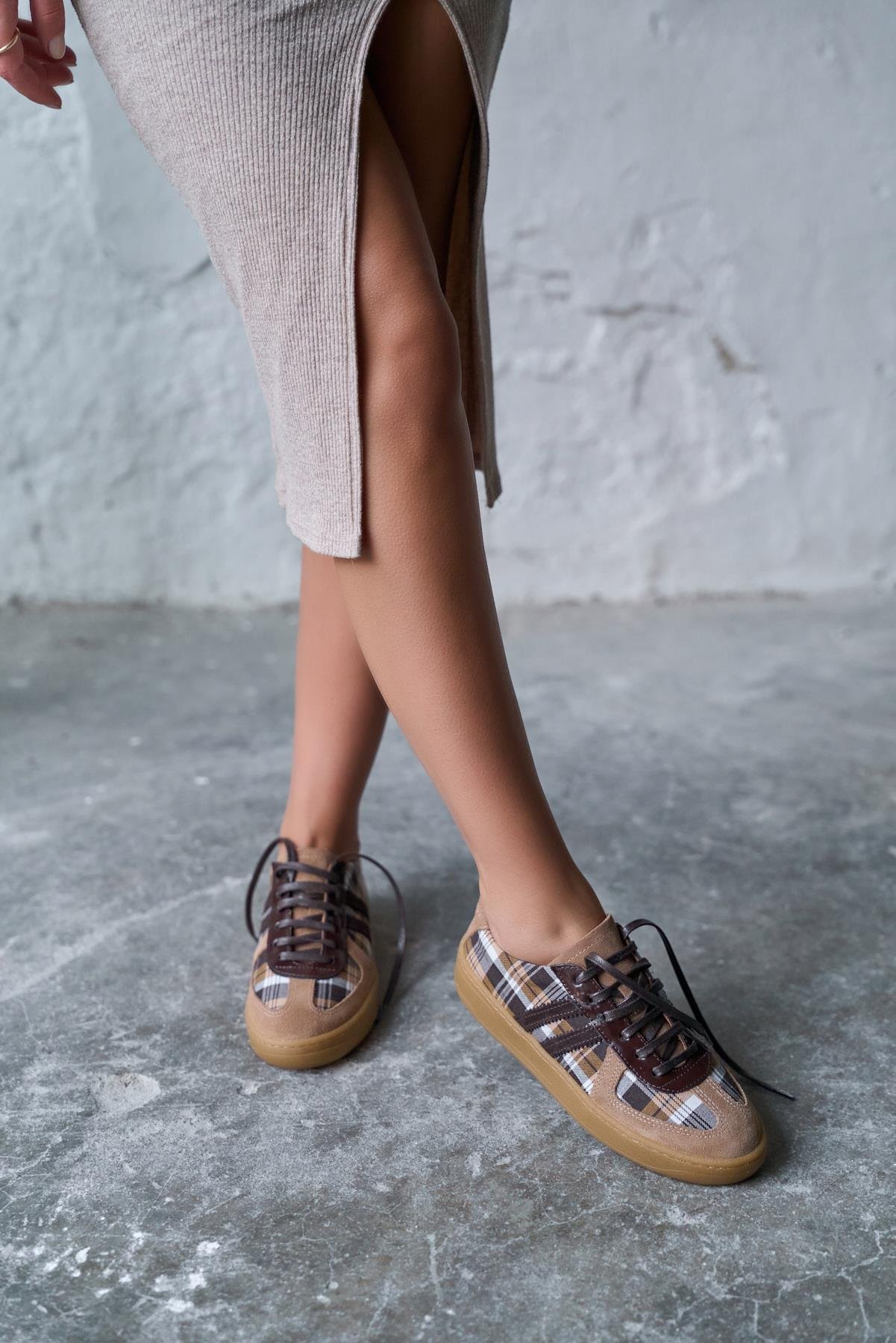 SCOTİSH KAHVE EKOSE SPOR AYAKKABI 