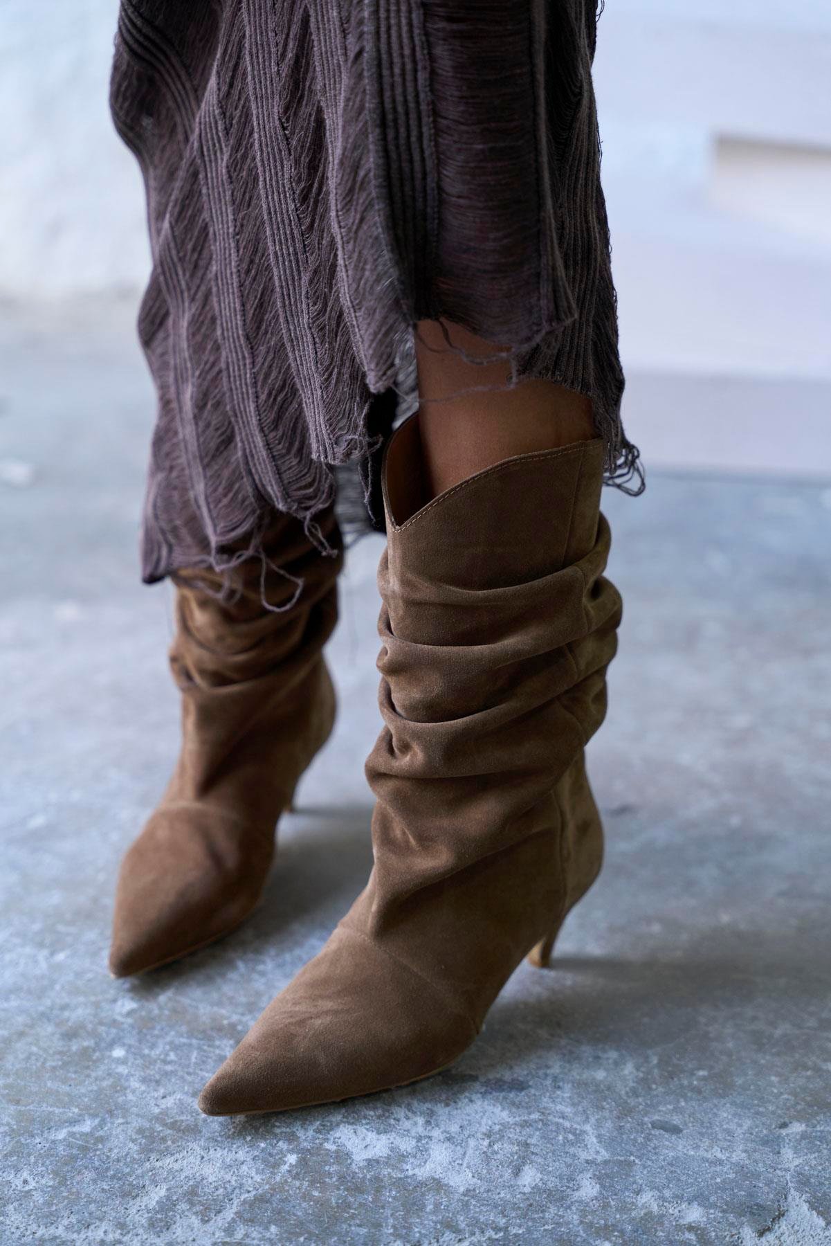 SEUL KUM SÜET ÇİZME