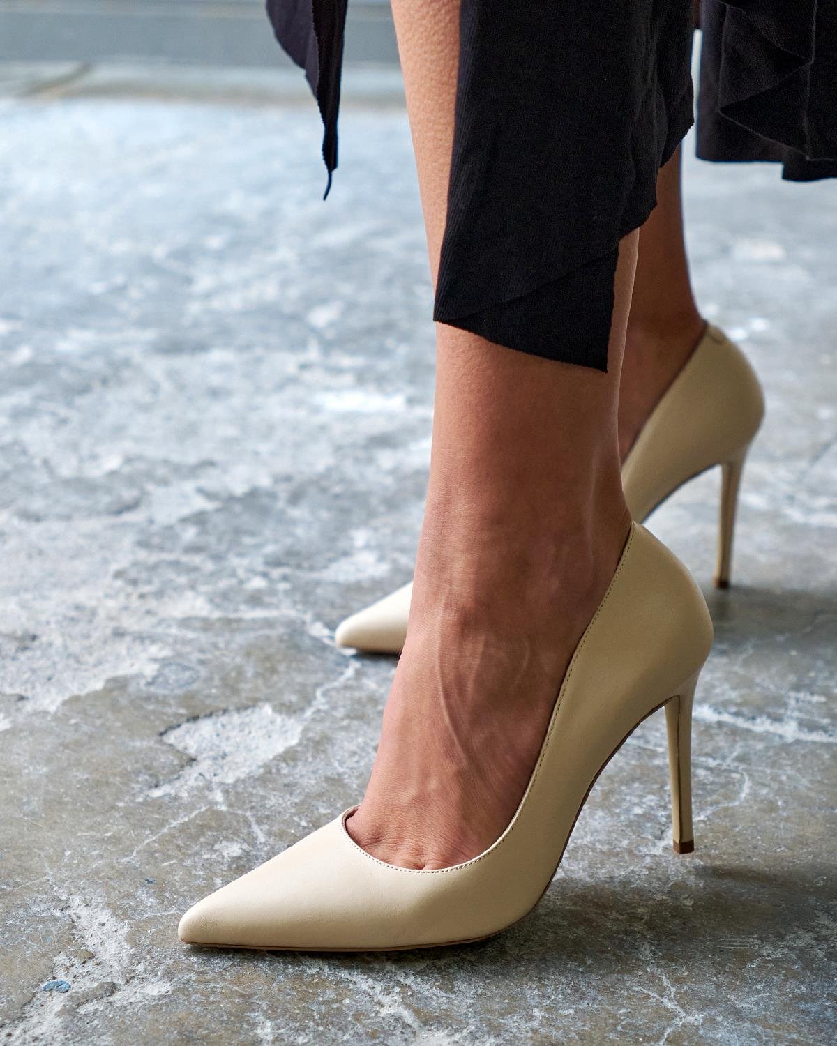 SİSTA 10 CM BEJ DERİ STİLETTO 