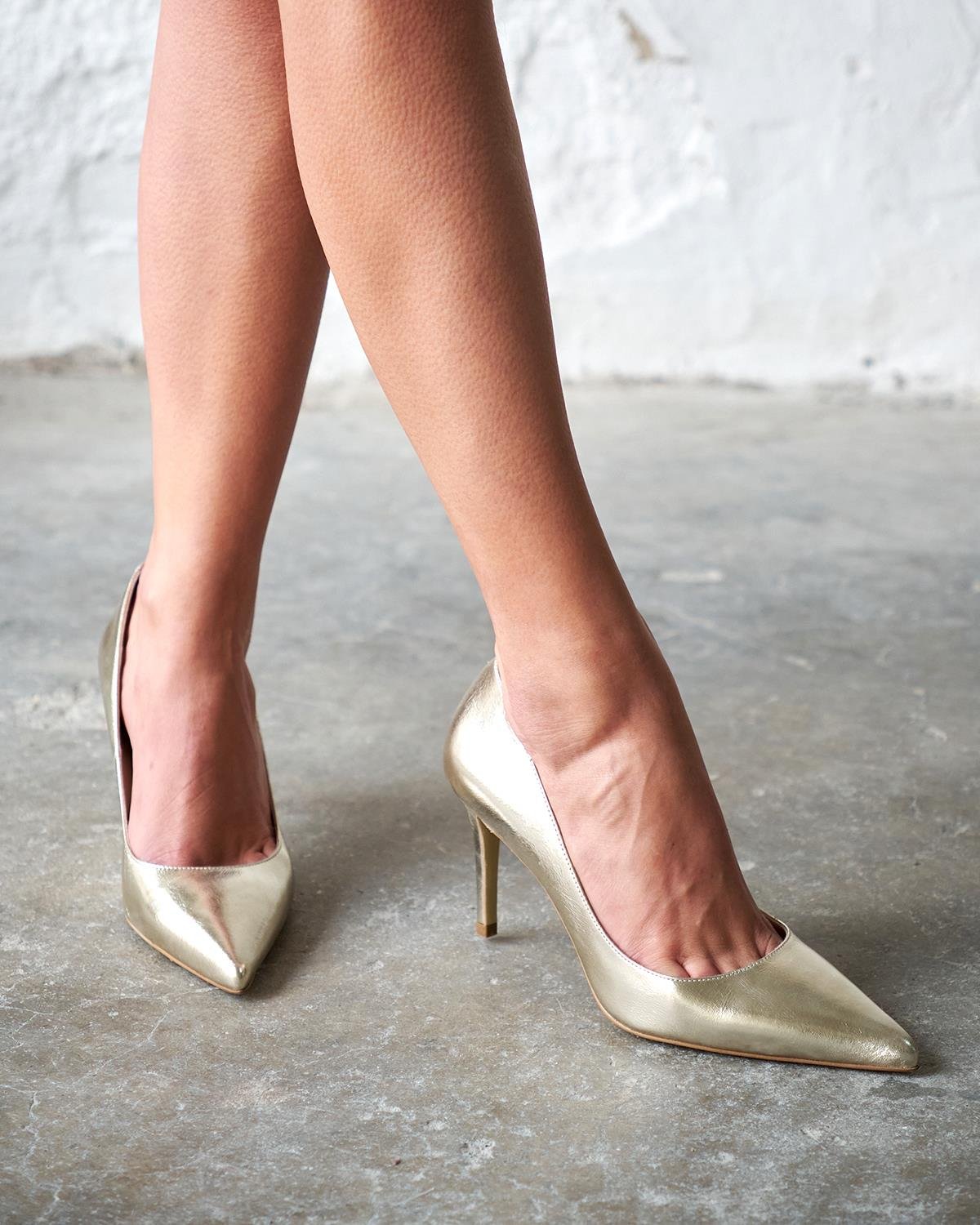 SİSTA 8 CM GOLD DERİ STİLETTO