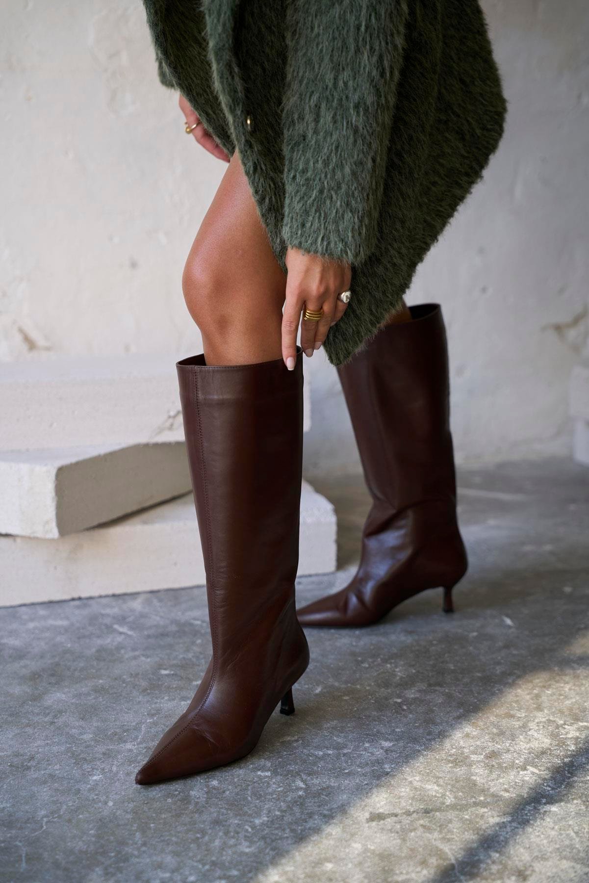 SUPRİS KAHVE DERİ ÇİZME