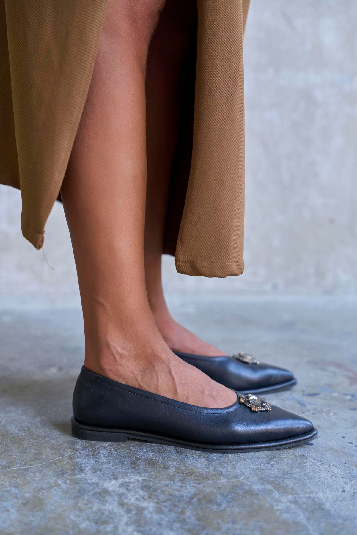 TELLES SİYAH DERİ BABET