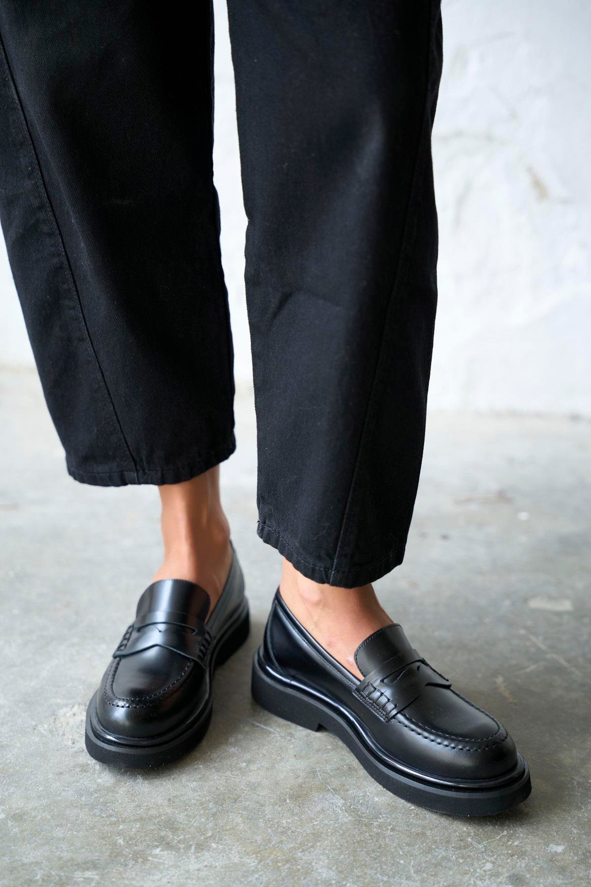 TORDERA SİYAH DERİ MAKOSEN