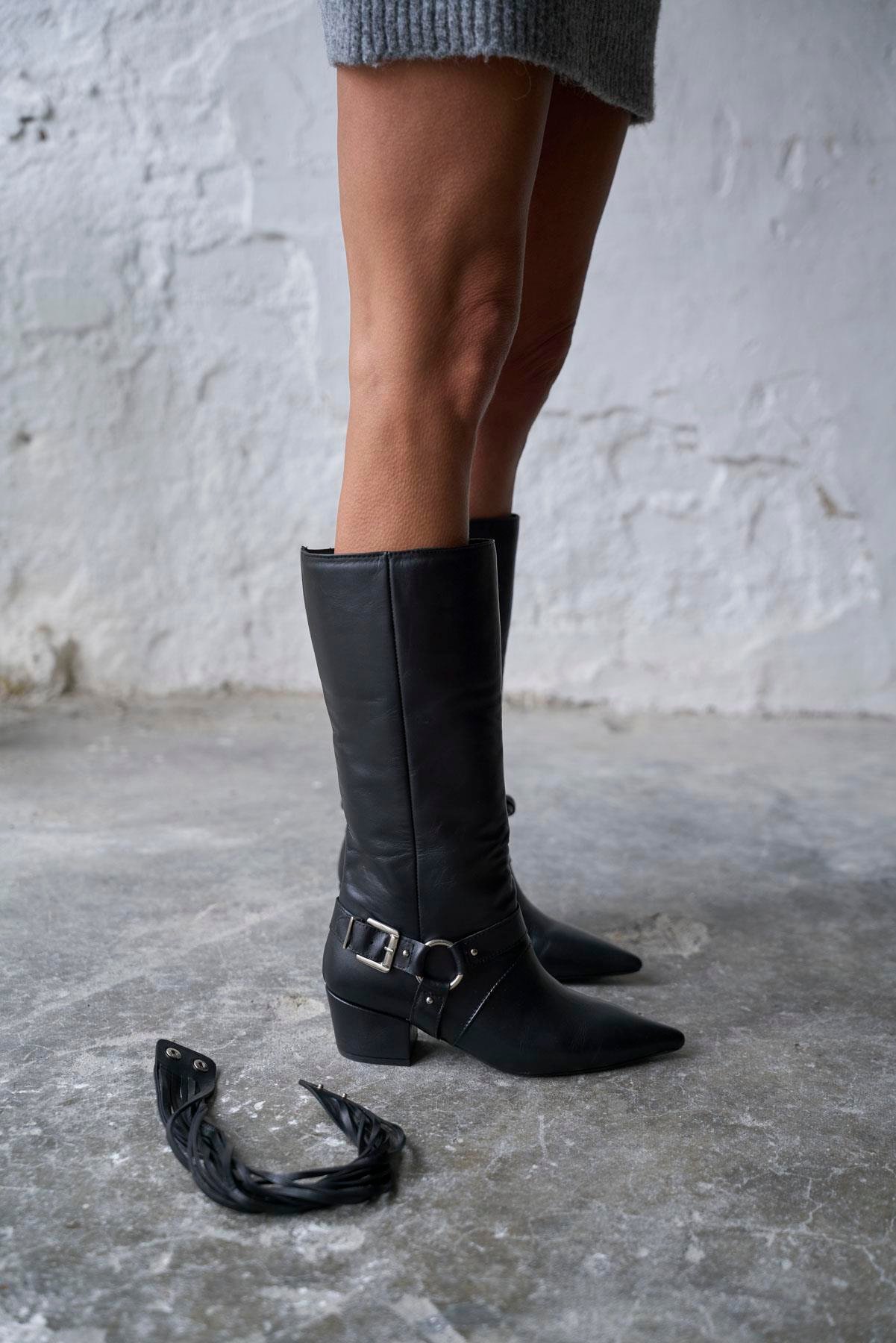 UGARTE SİYAH DERİ KOVBOY ÇİZME