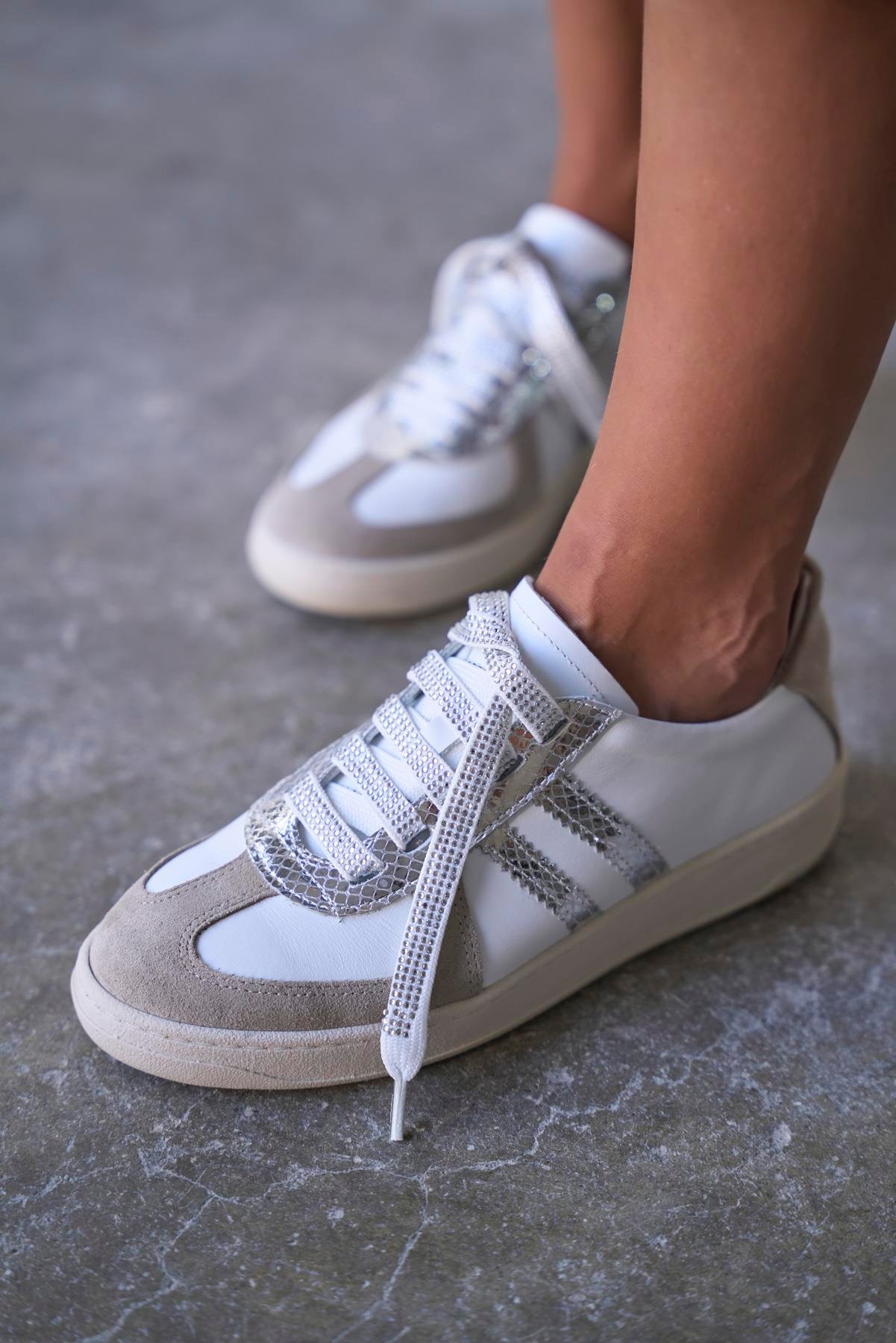 VİCTORS BEYAZ SPOR AYAKKABI 