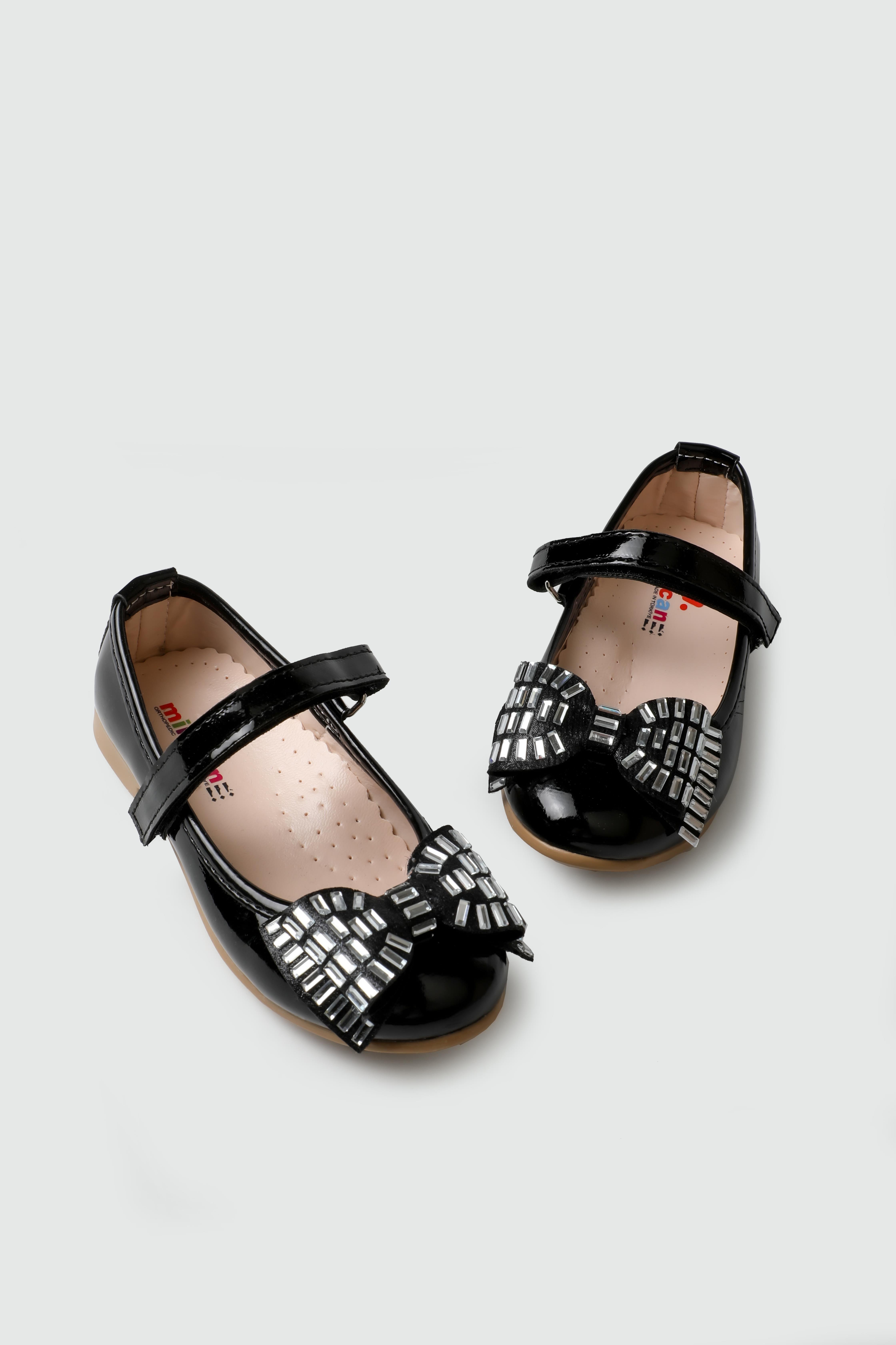 Abiye Babet Siyah Rugan Çocuk Babet MİNİCAN 10009 Çocuk babet Varkan Minican 25Y-10009 Patik