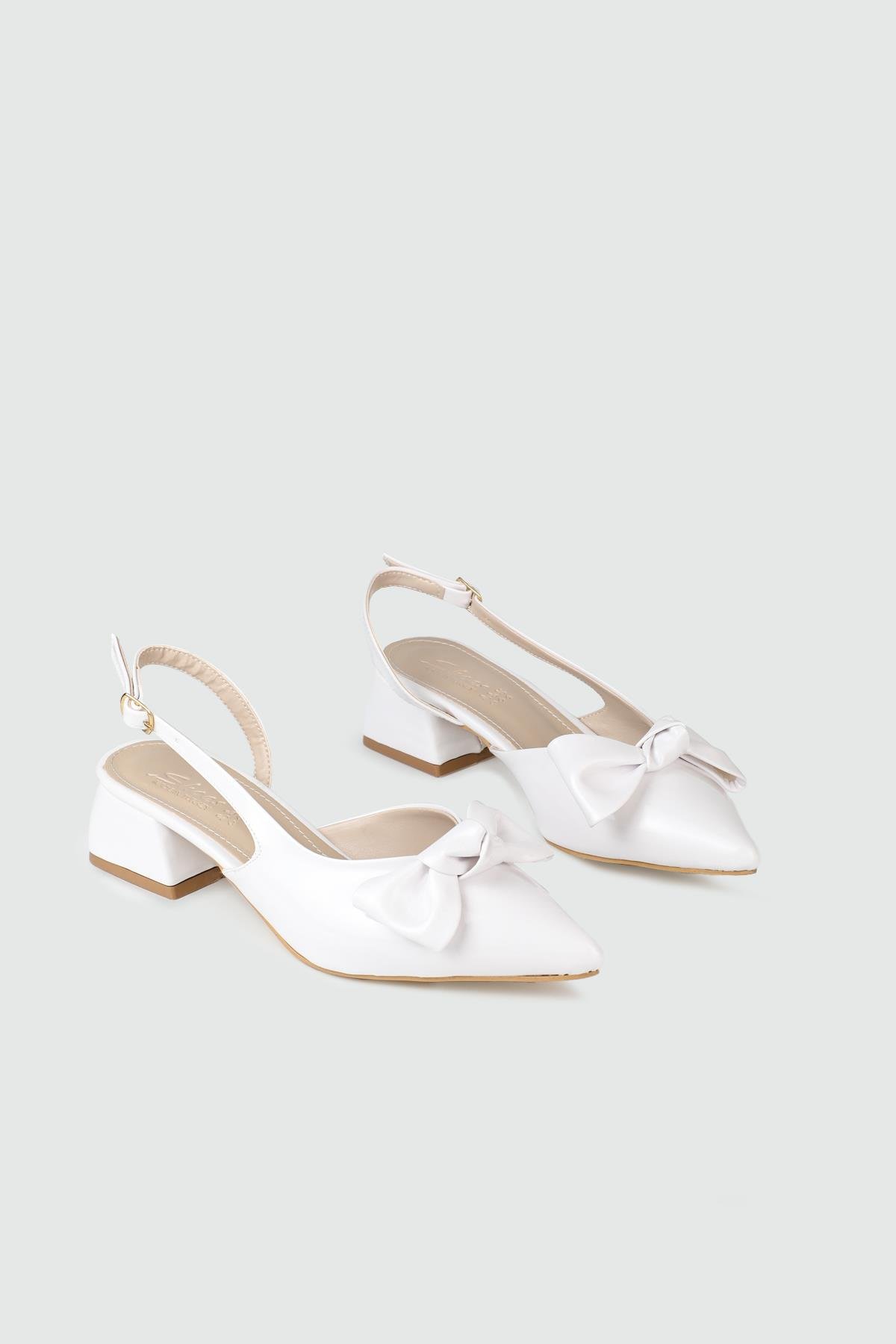 Alçak Kalın Topuklu Beyaz Rugan Kadın Ayakkabı TU-820 Kadın Alçak Topuklu MyBella My Bella TU-820 Kadın 25Y