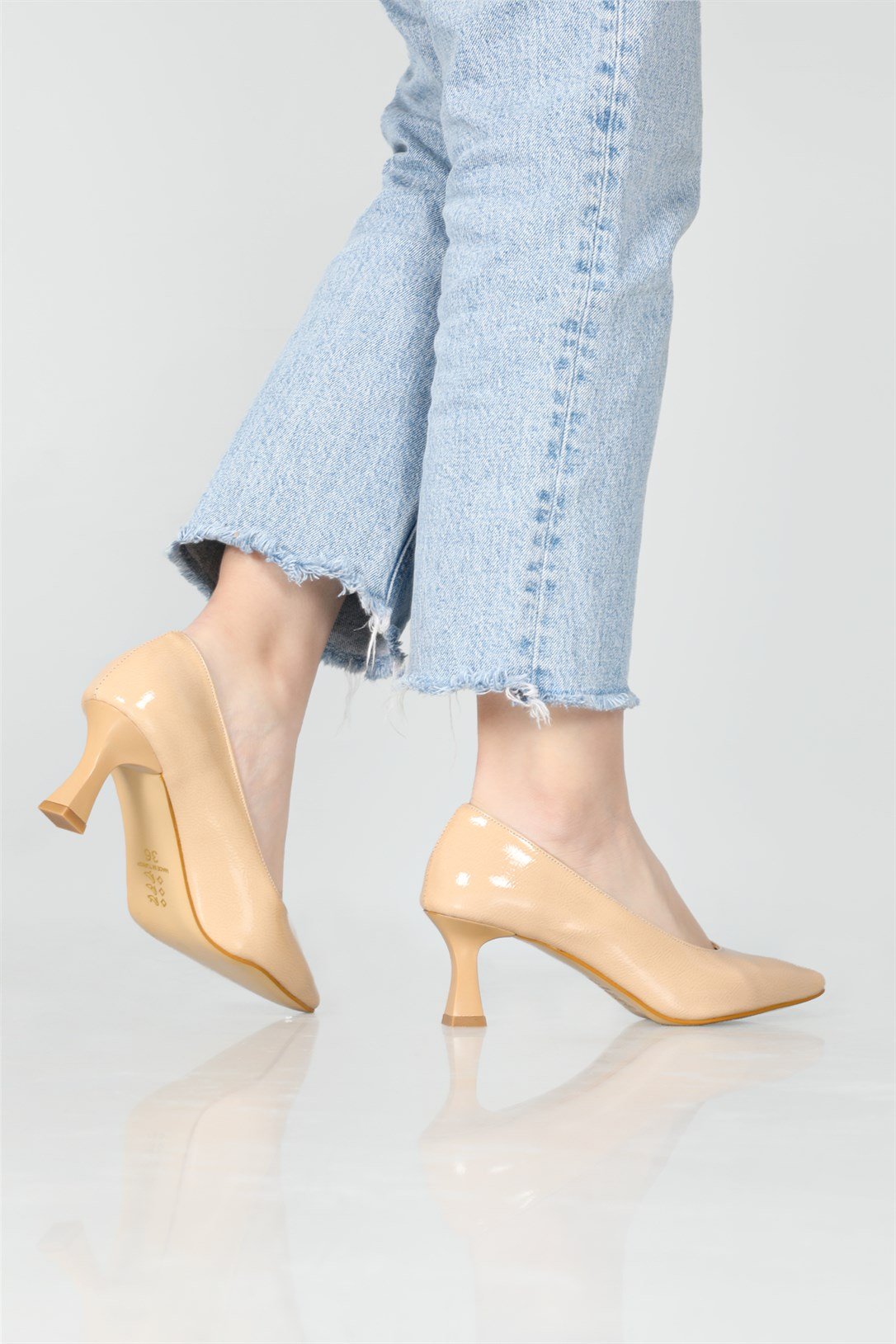 Alçak Topuk Kadeh Ökçeli Nut Rugan Kadın Ayakkabı ALYA Kadın Stiletto Carla Bella My Bella Alya 22K