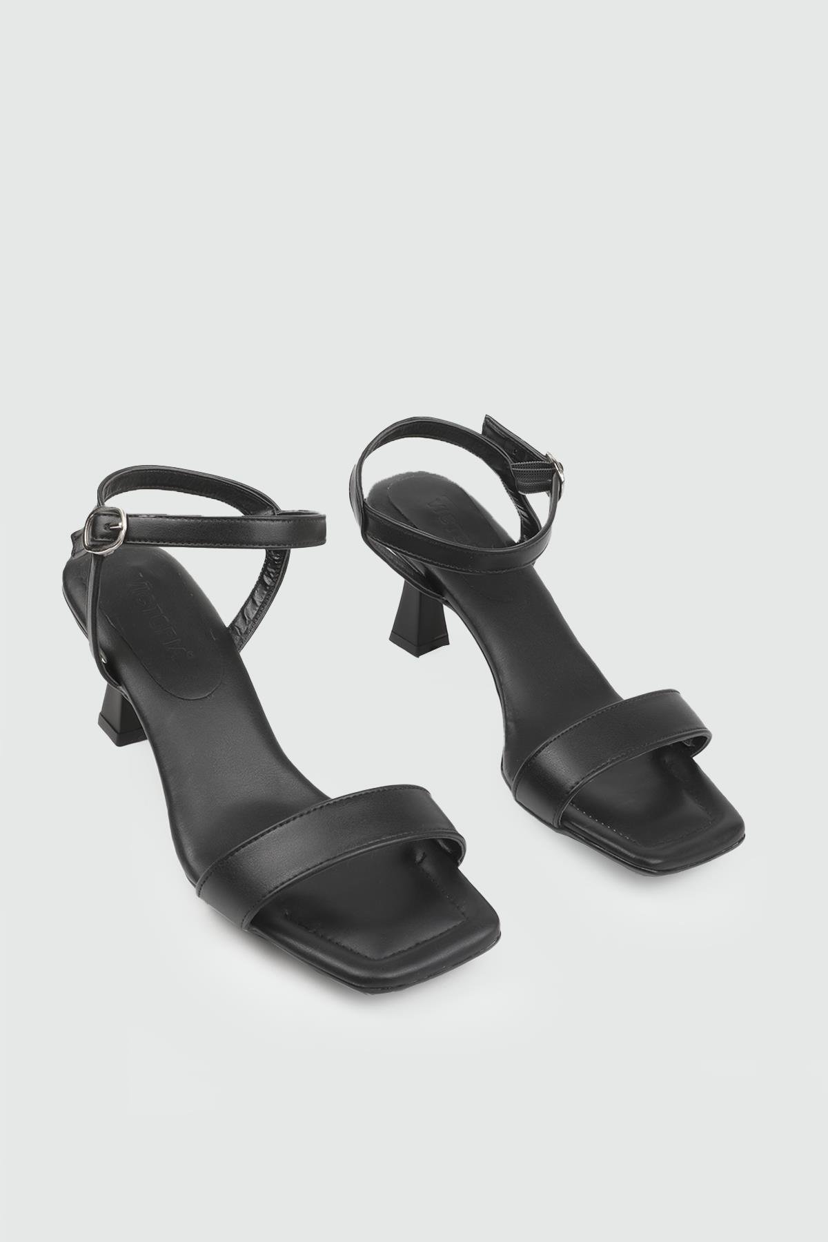 Arkası Açık Bant Siyah Kadın Topuklu Ayakkabı VİCTORİA-248 Kadın Alçak Topuklu Victoria VİCTORİA 25Y-248 Kadın