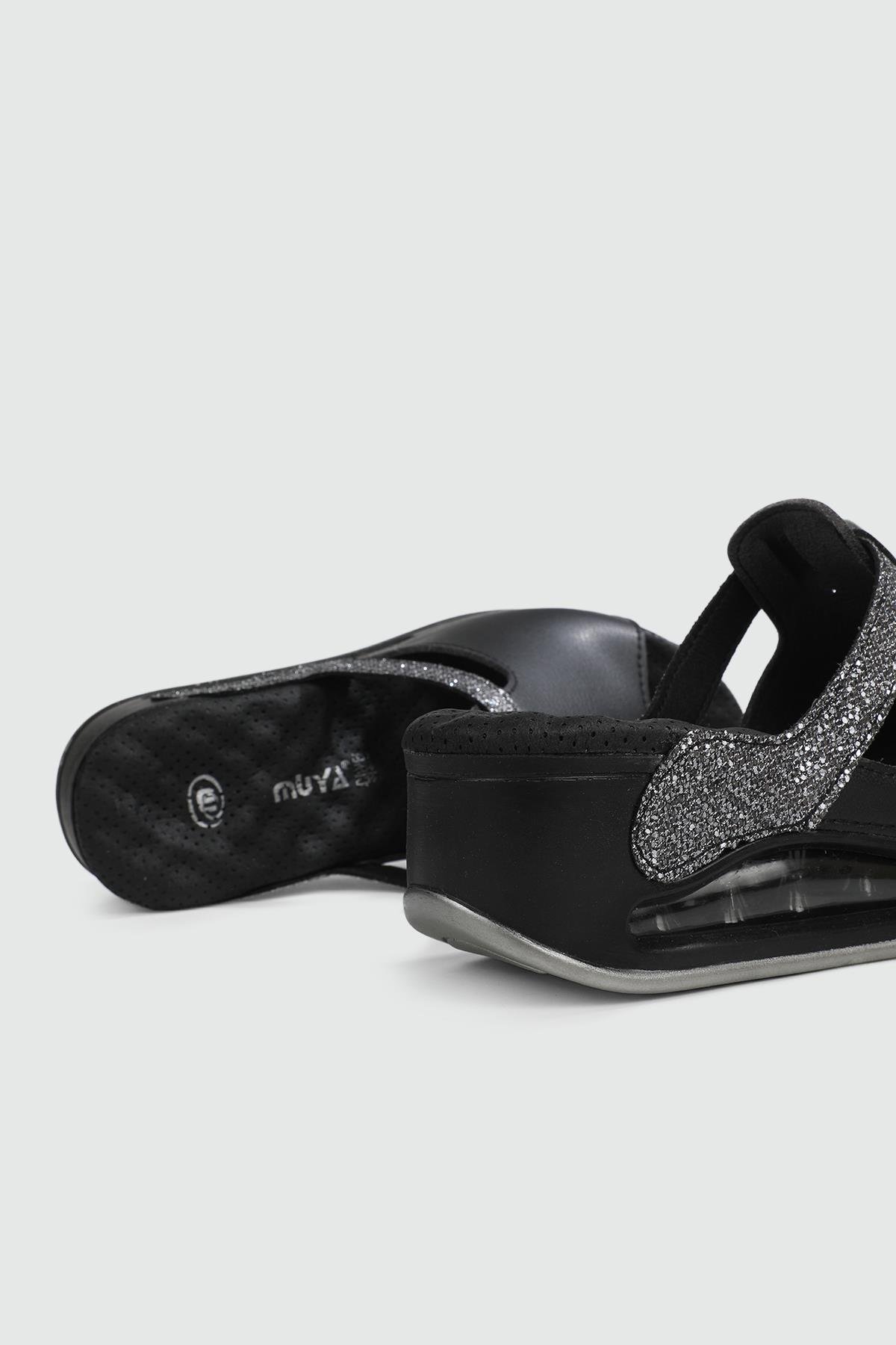 Ayak Anatomisine Uygun Anatomik İç Taban Siyah Kadın Terlik 31214 LİBRA Kadın Günlük Terlik Muya MUYA 31214 ZEN TERLİK