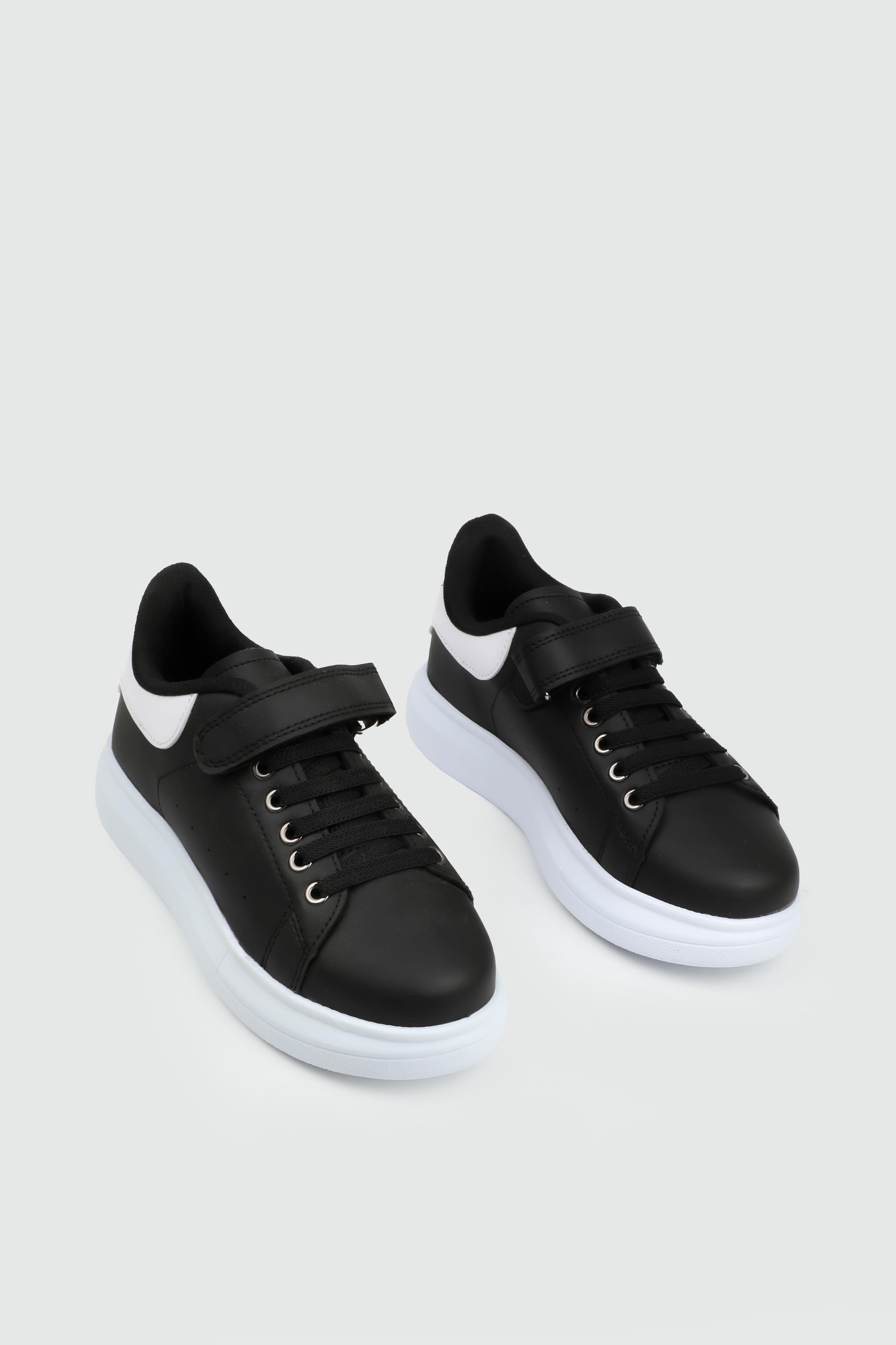 Bağcıklı Rahat Siyah Beyaz Çocuk Sneaker ARVENZO 160 Çocuk Sneaker Arvenzo ARVENZO 160 FLET 24Y