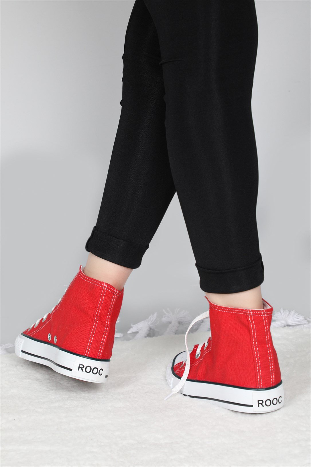 Boğazlı Keten Converse Kırmızı Unisex Spor Ayakkabı 303 Unisex Günlük Spor Ayakkabı Rock Star Rooc Star 303 ince uzun 22y