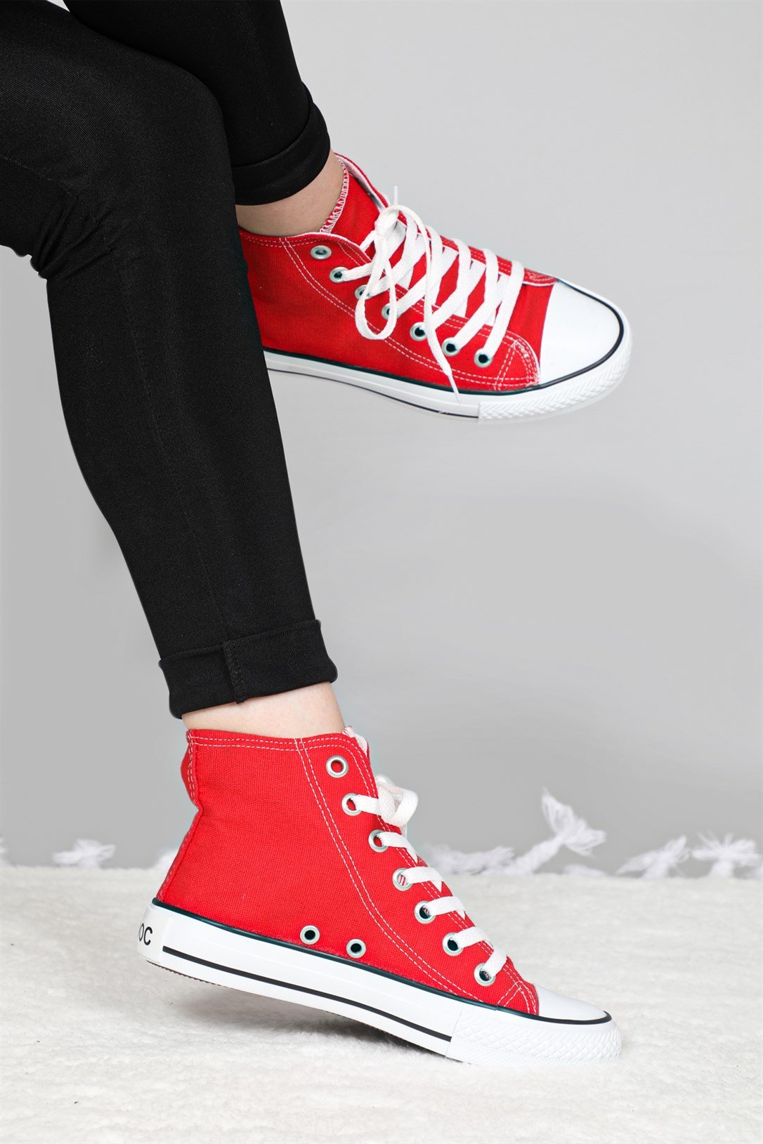 Boğazlı Keten Converse Kırmızı Unisex Spor Ayakkabı 303 Unisex Günlük Spor Ayakkabı Rock Star Rooc Star 303 ince uzun 22y